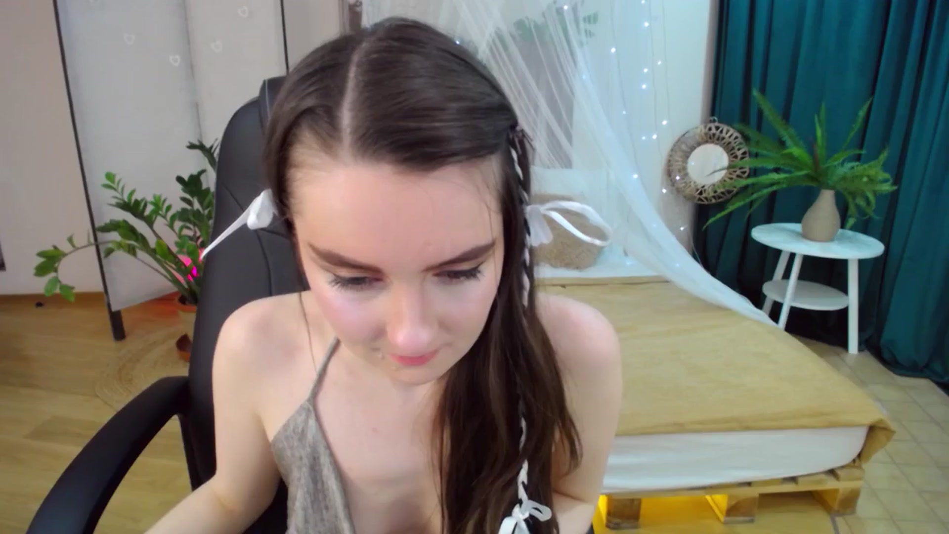 Gallery image thumbnail from Milim_Nava's myfreecams stream on, 03/23/2025, 16:26 image 3 of 20