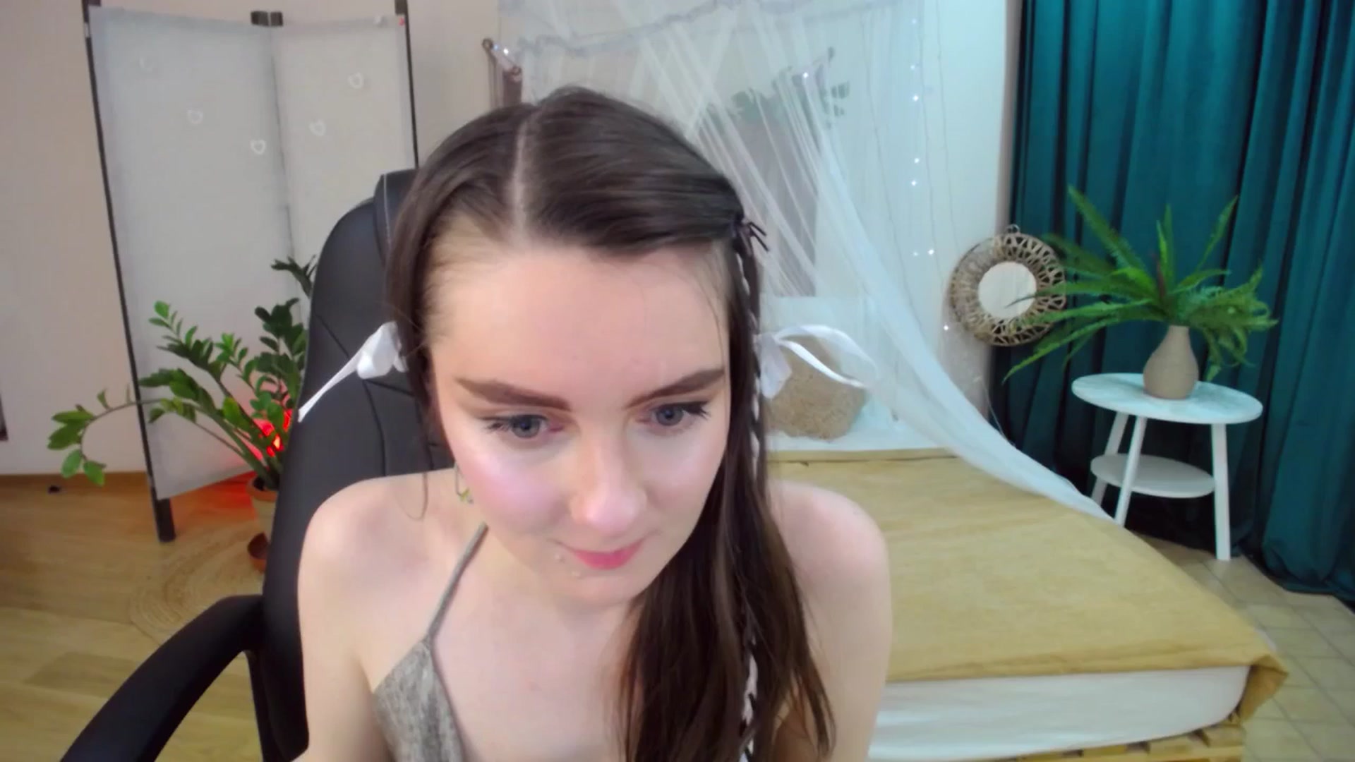 Gallery image thumbnail from Milim_Nava's myfreecams stream on, 03/23/2025, 16:26 image 4 of 20