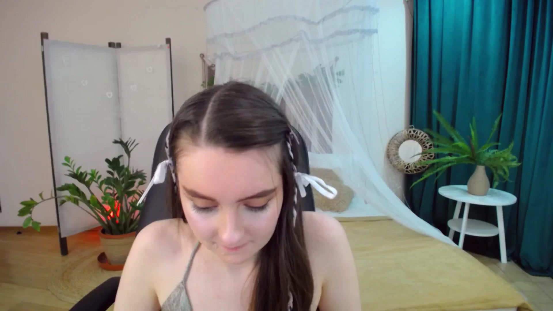 Gallery image thumbnail from Milim_Nava's myfreecams stream on, 03/23/2025, 16:51 image 10 of 20