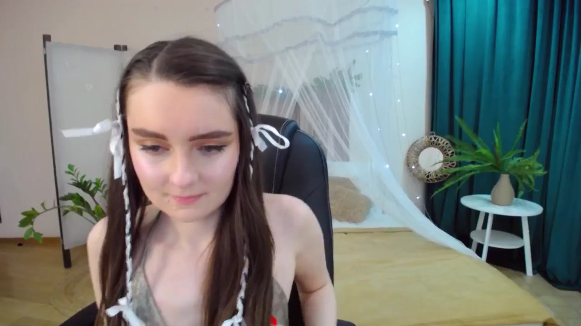 Gallery image thumbnail from Milim_Nava's myfreecams stream on, 03/23/2025, 16:51 image 19 of 20