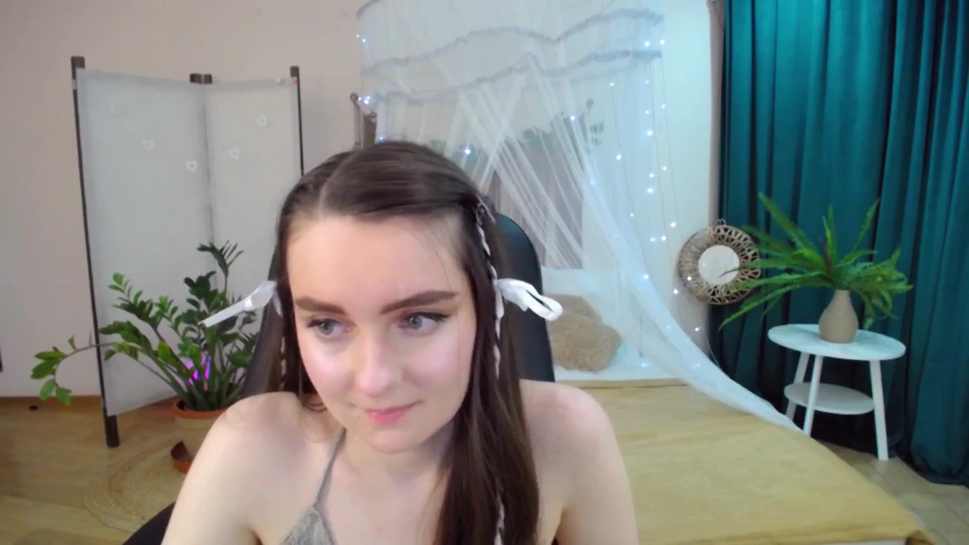 Gallery image thumbnail from Milim_Nava's myfreecams stream on, 03/23/2025, 16:51 image 16 of 20