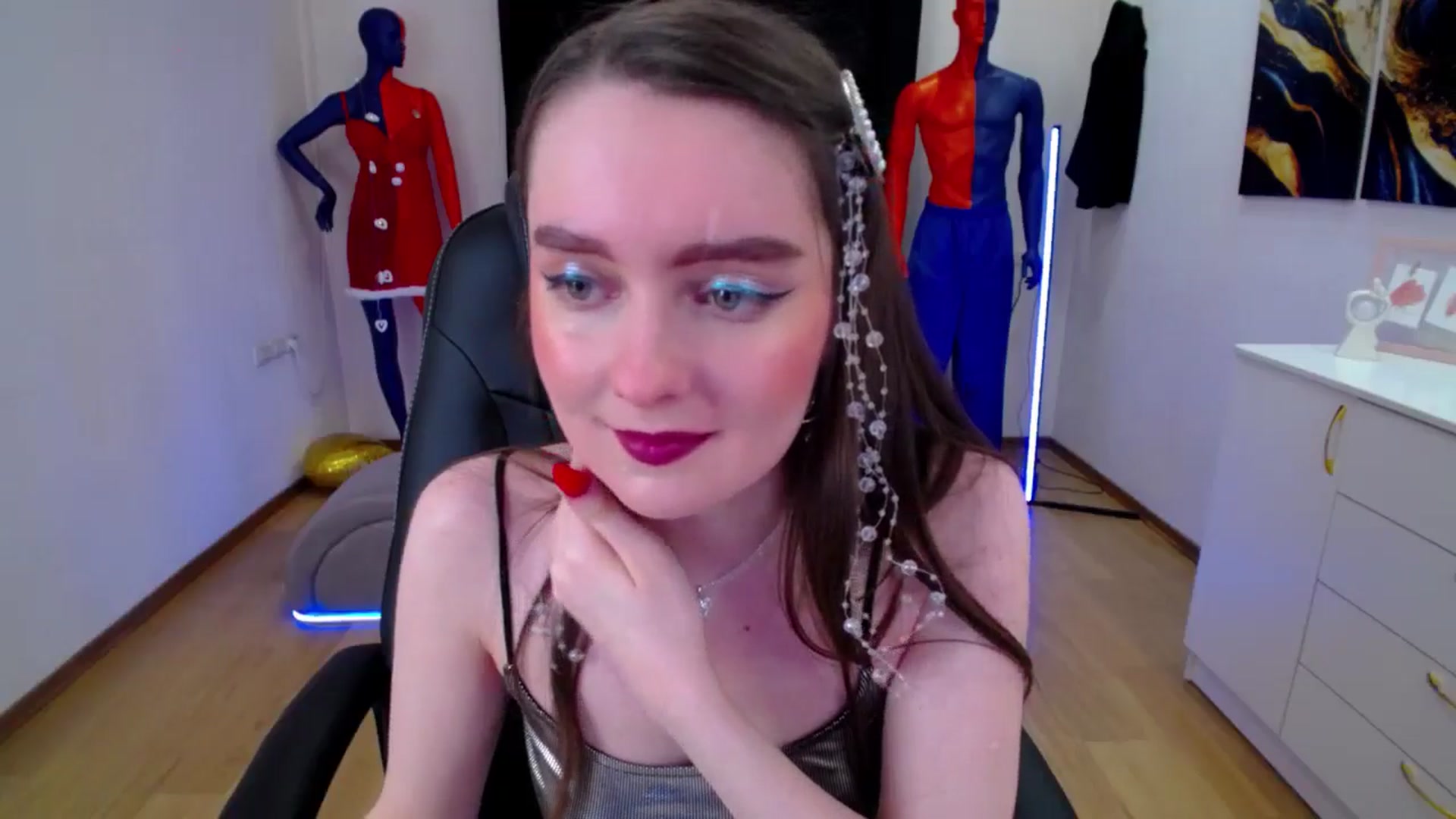 Gallery image thumbnail from Milim_Nava's myfreecams stream on, 03/26/2025, 20:30 image 9 of 20