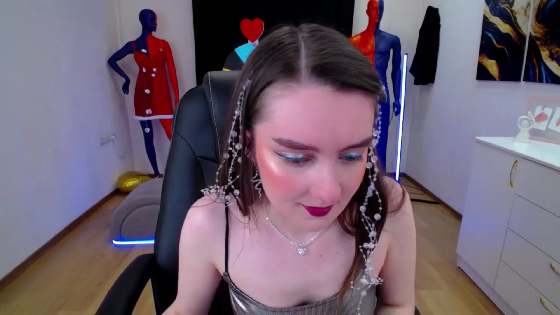 Gallery image thumbnail from Milim_Nava's myfreecams stream on, 03/26/2025, 20:30 image 6 of 20