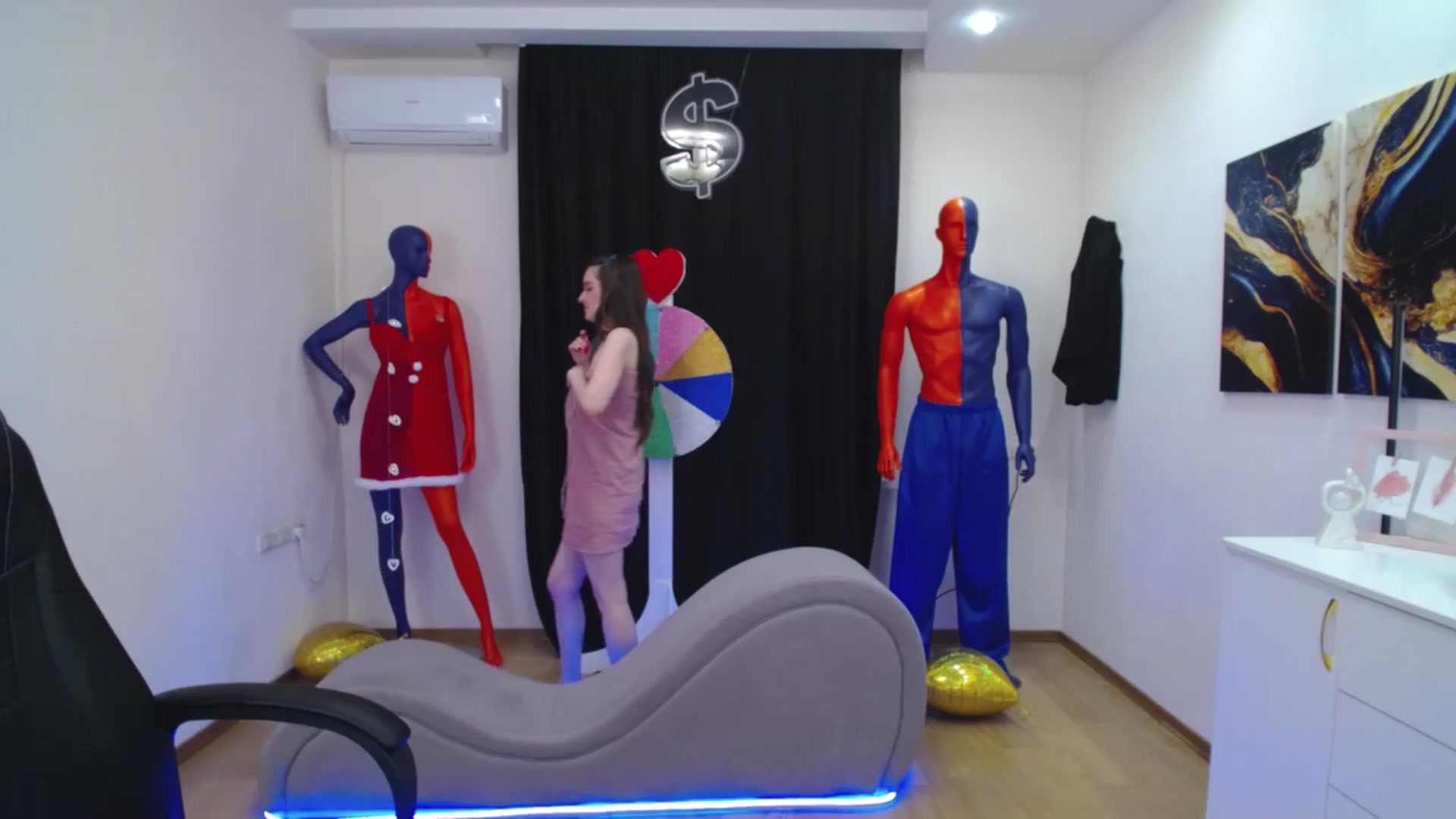 Gallery image thumbnail from Milim_Nava's myfreecams stream on, 03/30/2025, 14:08 image 18 of 20