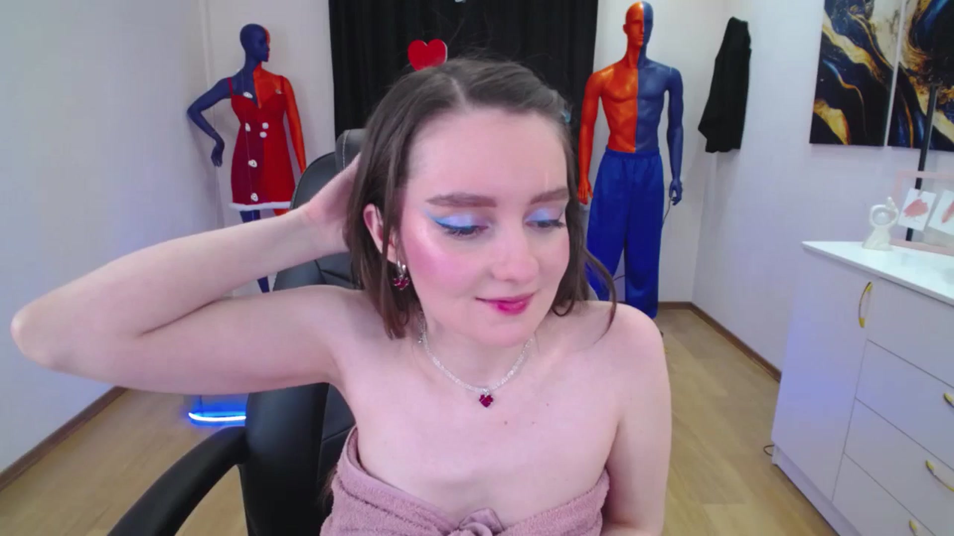 Gallery image thumbnail from Milim_Nava's myfreecams stream on, 03/30/2025, 14:08 image 12 of 20
