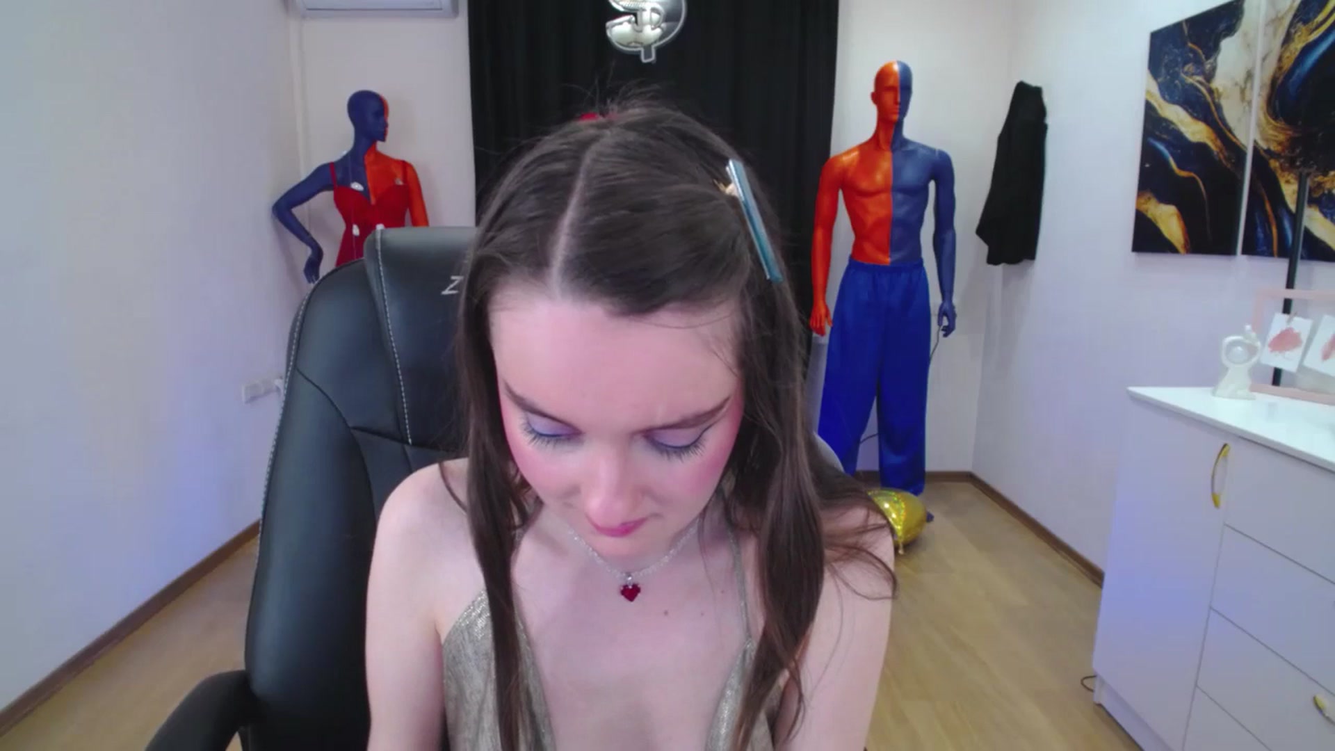 Gallery image thumbnail from Milim_Nava's myfreecams stream on, 03/30/2025, 17:44 image 18 of 20