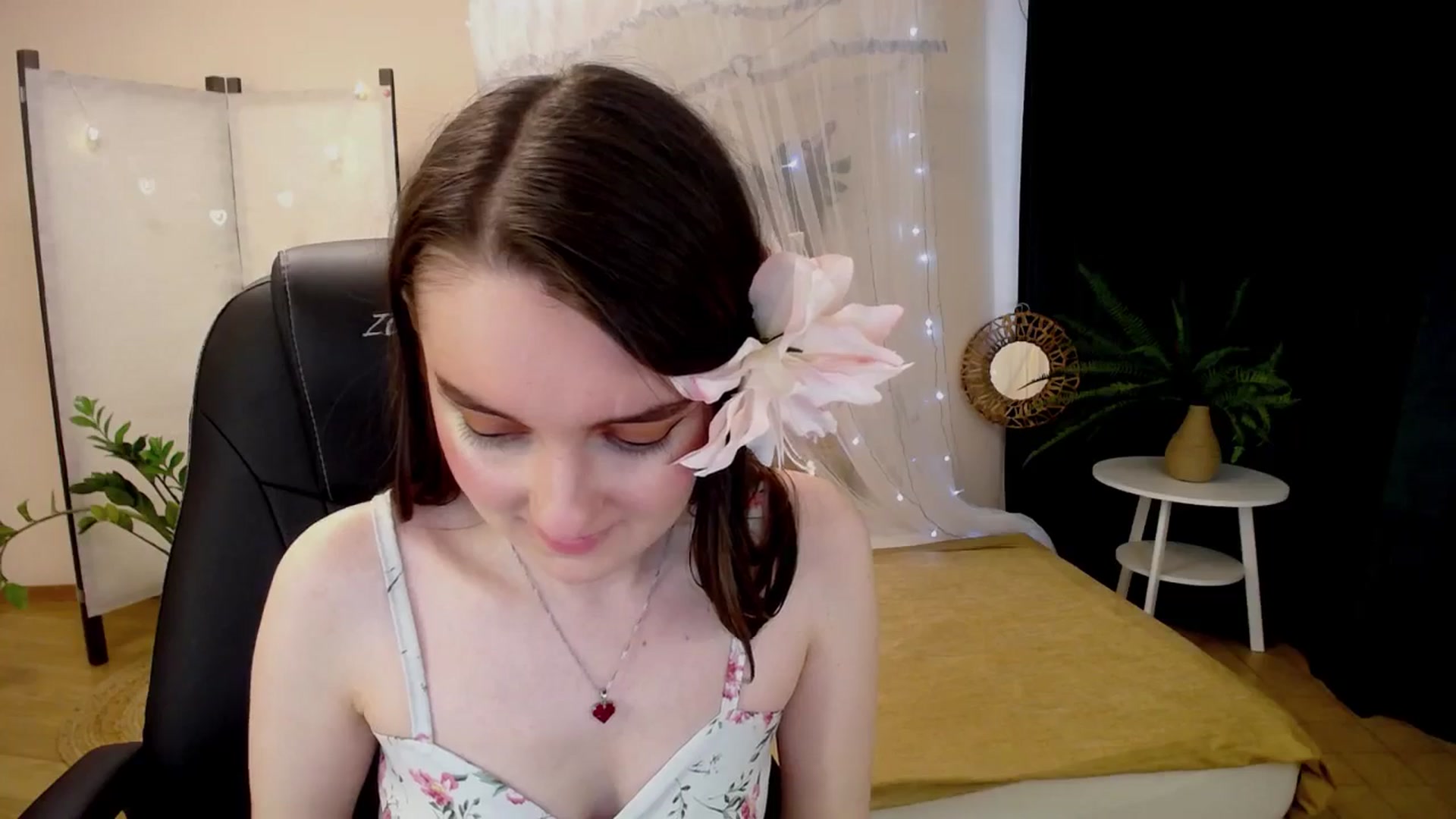 Gallery image thumbnail from Milim_Nava's myfreecams stream on, 04/02/2025, 10:51 image 16 of 20