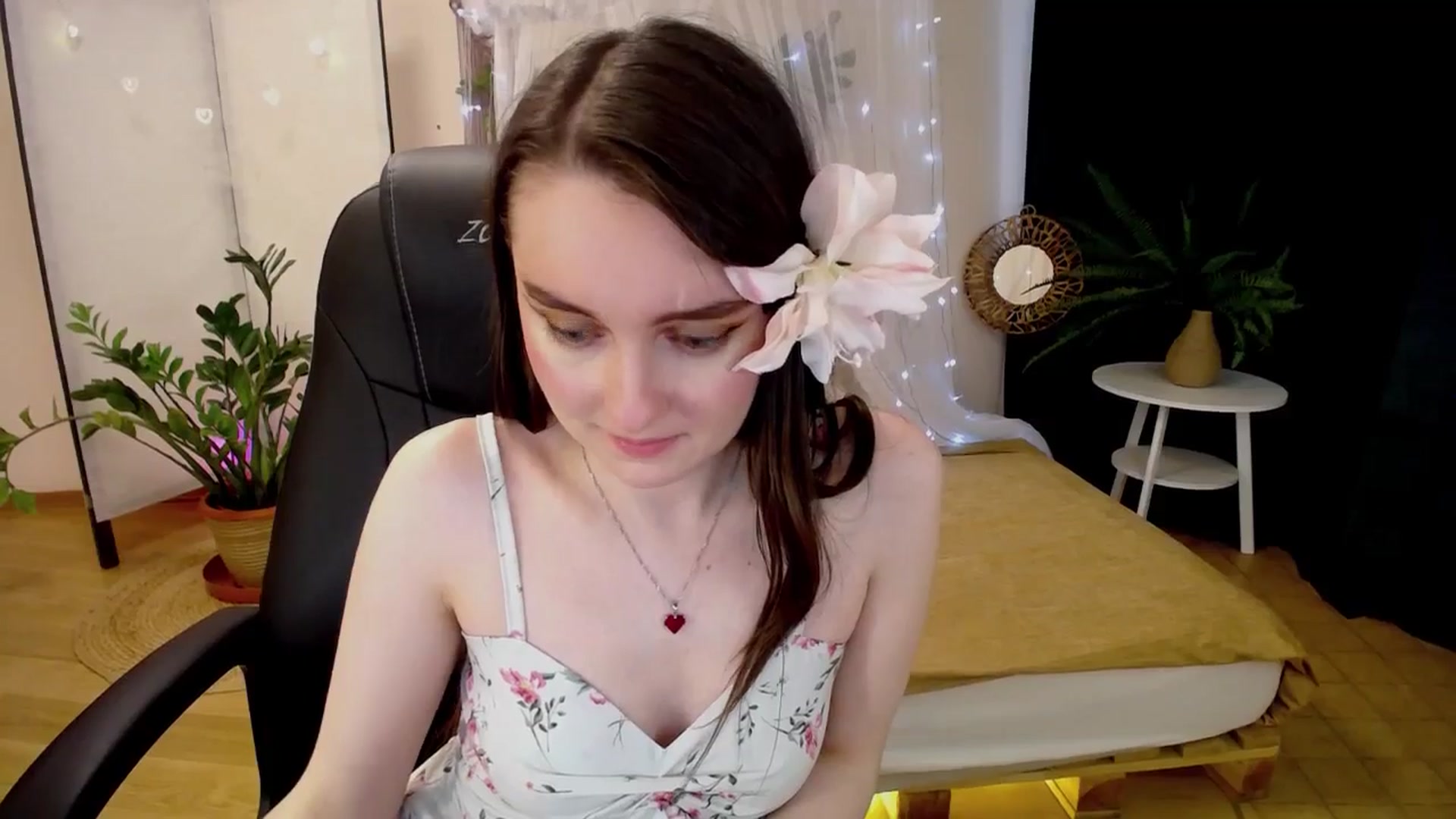 Gallery image thumbnail from Milim_Nava's myfreecams stream on, 04/02/2025, 10:51 image 19 of 20