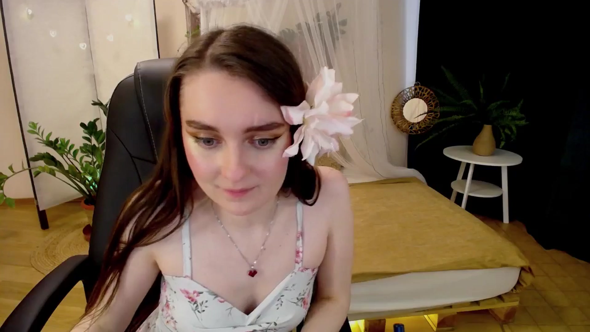 Gallery image thumbnail from Milim_Nava's myfreecams stream on, 04/02/2025, 11:08 image 15 of 20