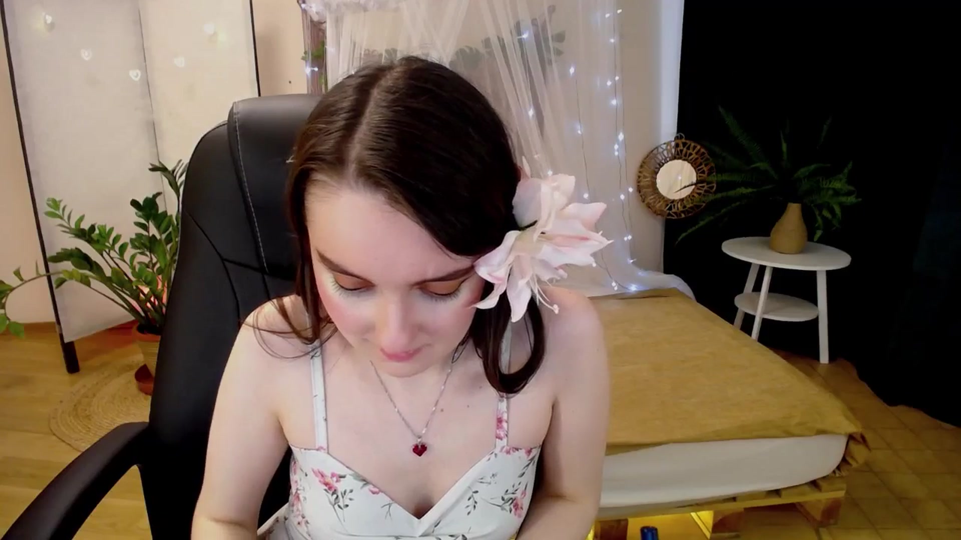Gallery image thumbnail from Milim_Nava's myfreecams stream on, 04/02/2025, 11:08 image 10 of 20