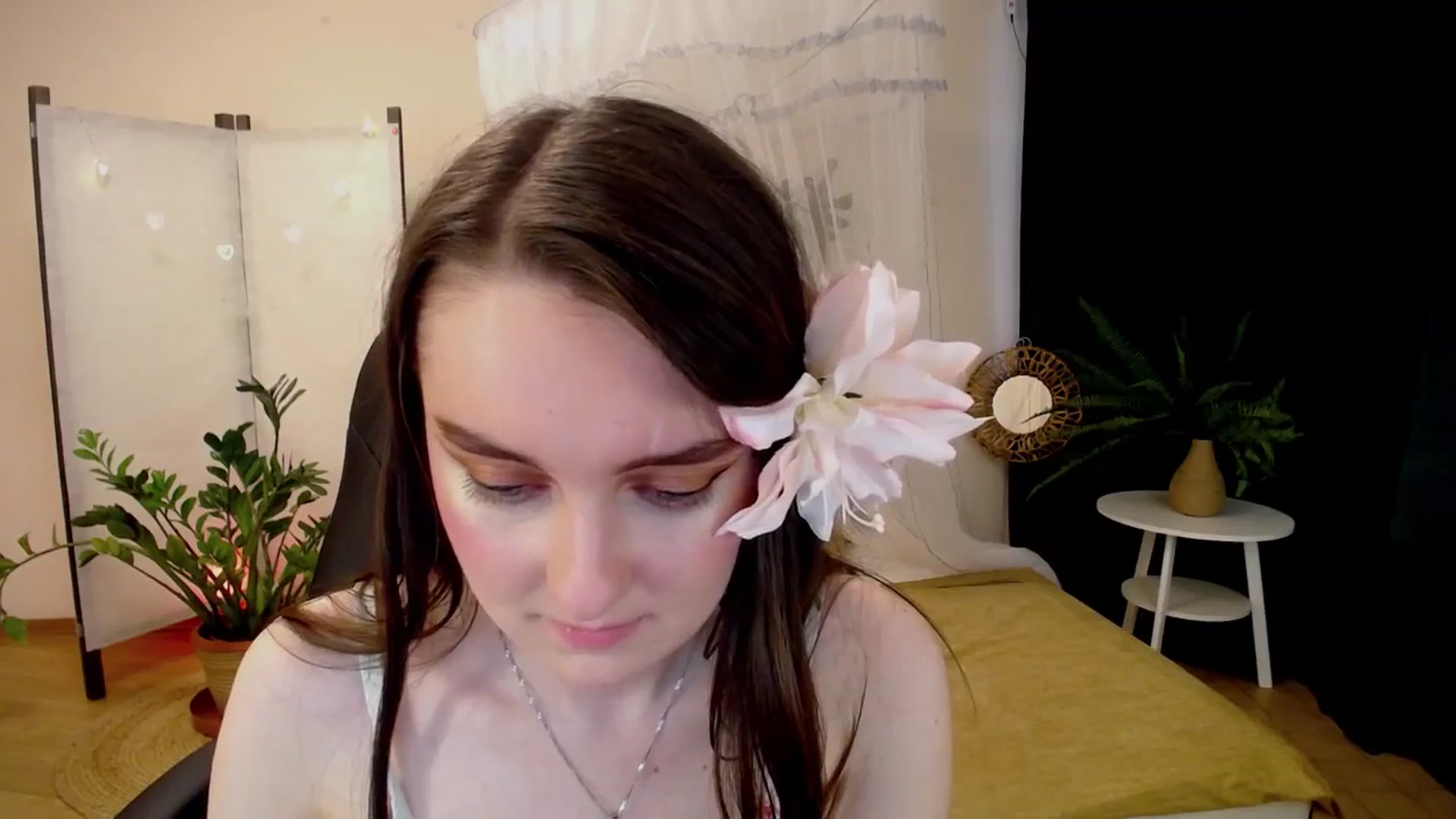 Gallery image thumbnail from Milim_Nava's myfreecams stream on, 04/02/2025, 11:28 image 15 of 20