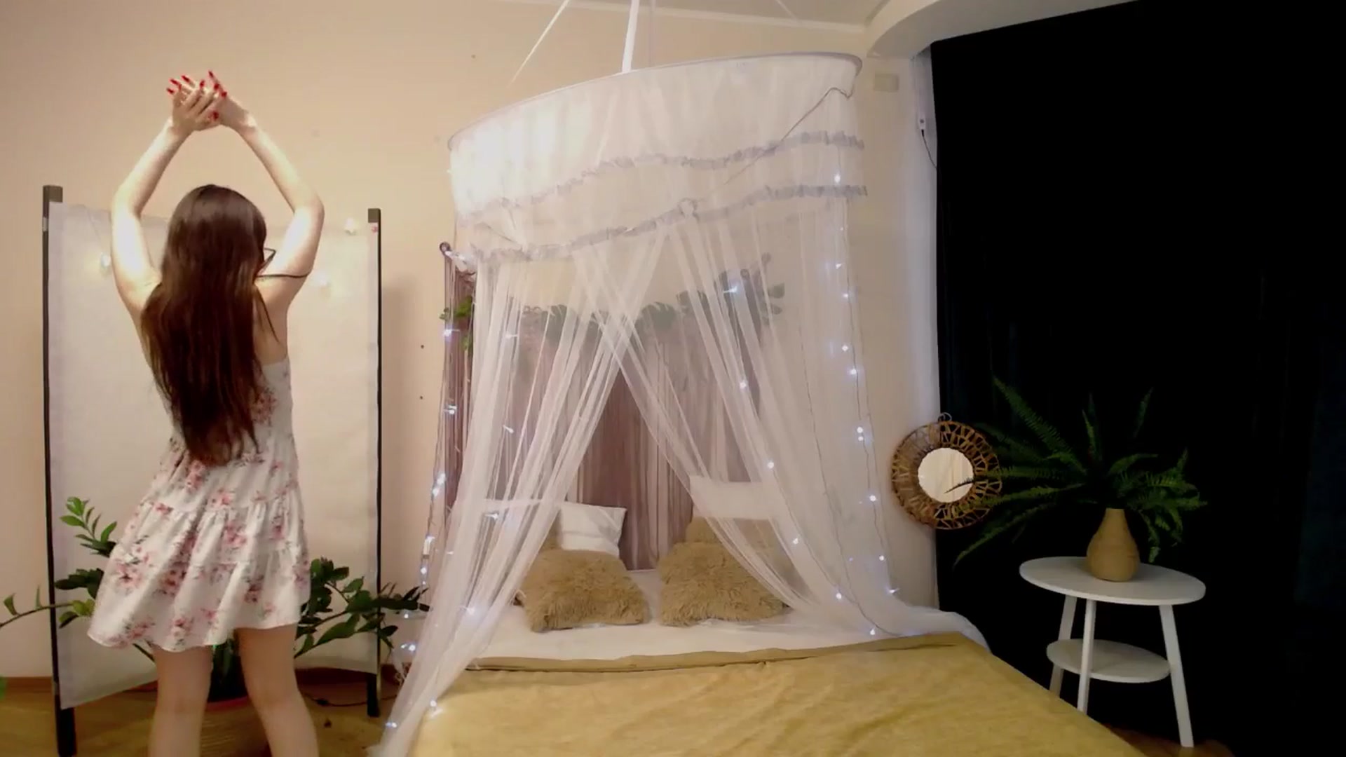 Gallery image thumbnail from Milim_Nava's myfreecams stream on, 04/02/2025, 11:28 image 13 of 20