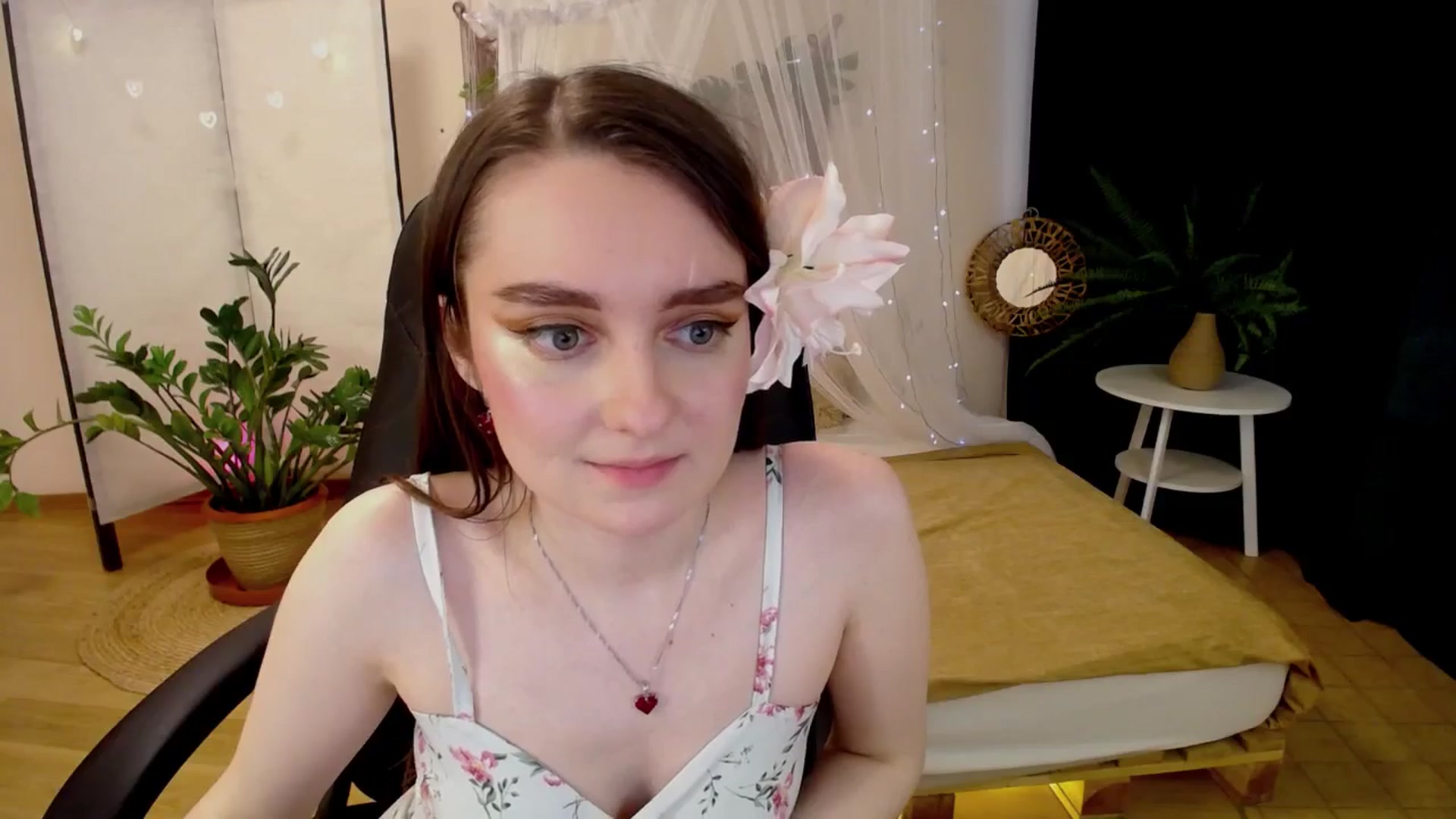 Gallery image thumbnail from Milim_Nava's myfreecams stream on, 04/02/2025, 11:28 image 19 of 20