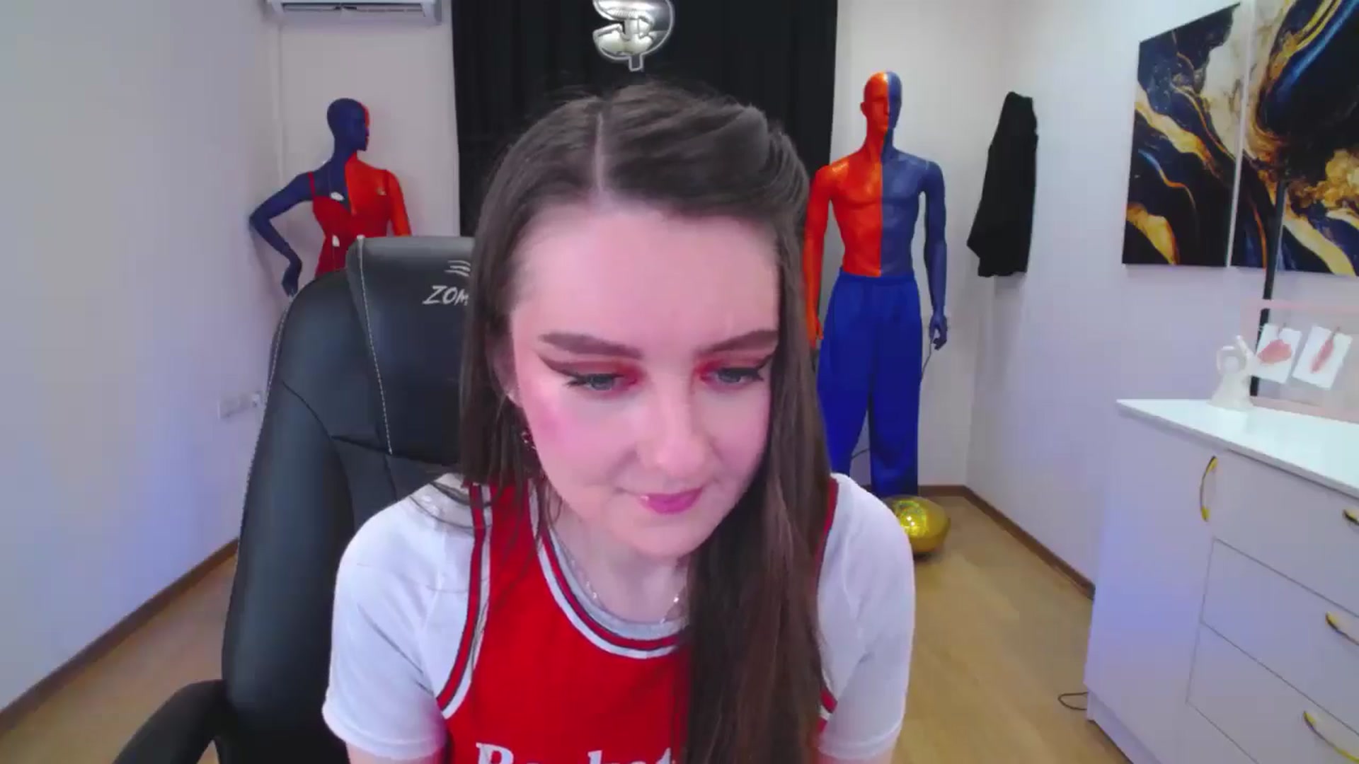 Gallery image thumbnail from Milim_Nava's myfreecams stream on, 04/03/2025, 08:02 image 18 of 20