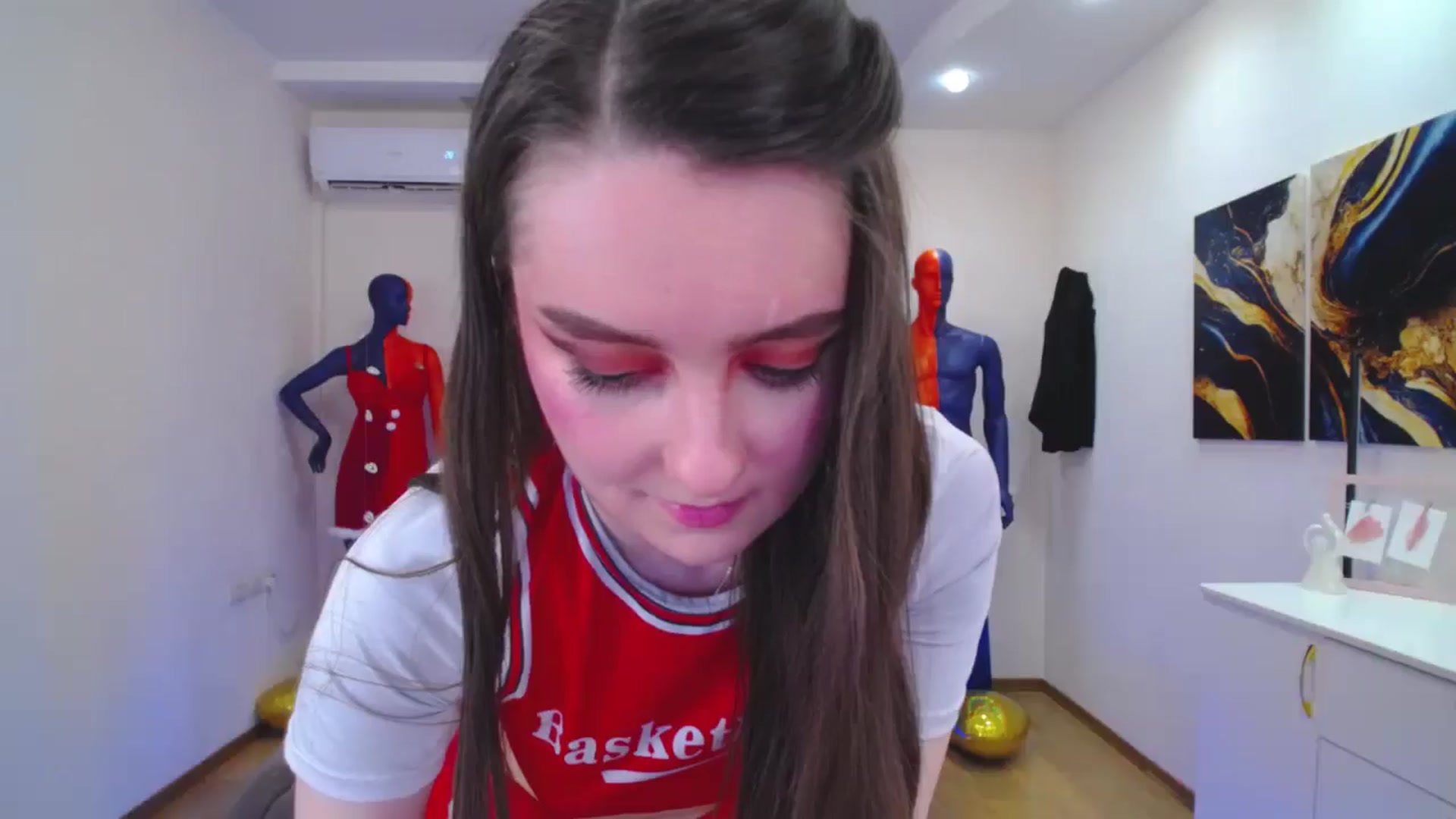 Gallery image thumbnail from Milim_Nava's myfreecams stream on, 04/03/2025, 08:02 image 14 of 20