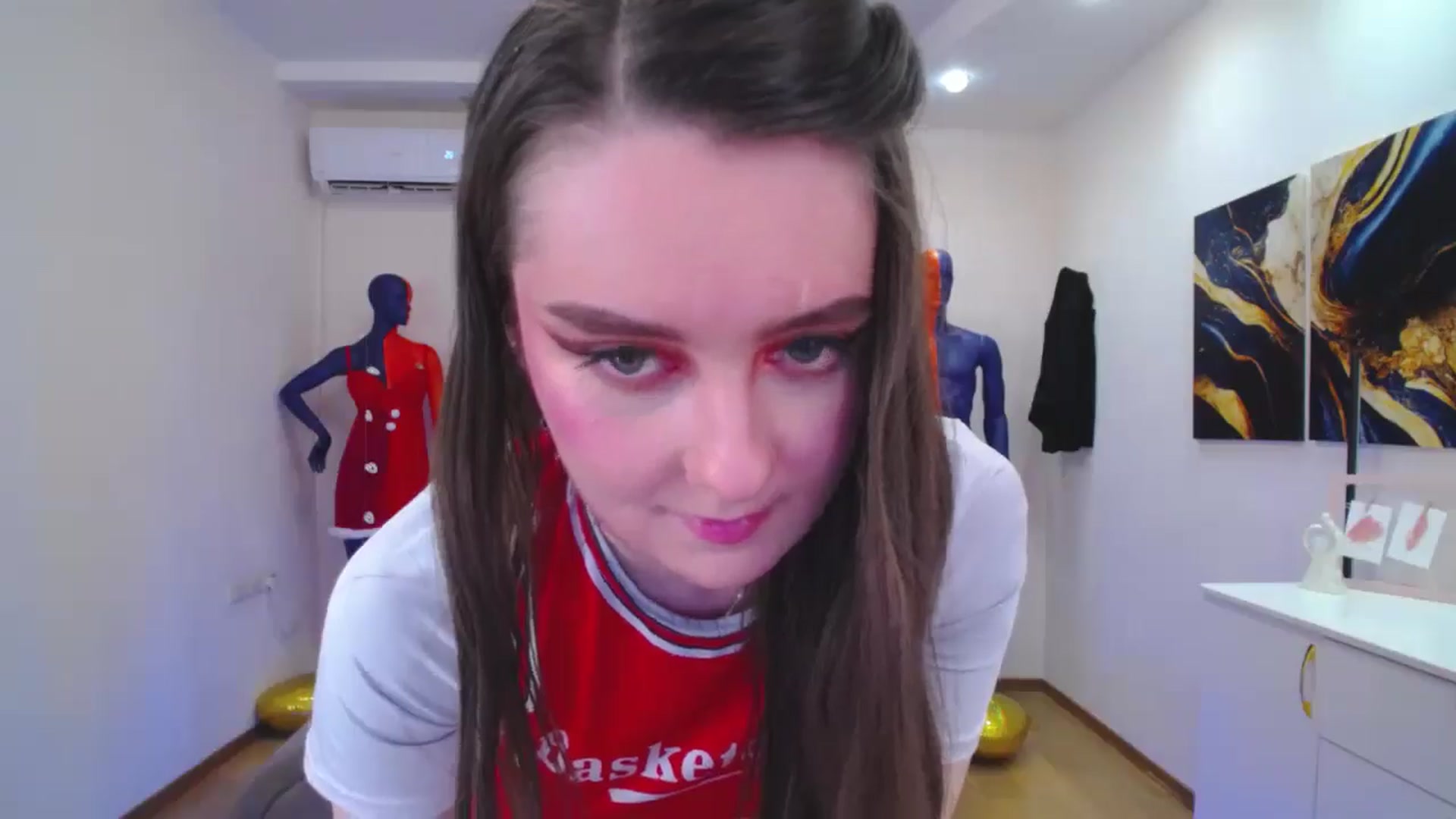 Gallery image thumbnail from Milim_Nava's myfreecams stream on, 04/03/2025, 08:02 image 13 of 20