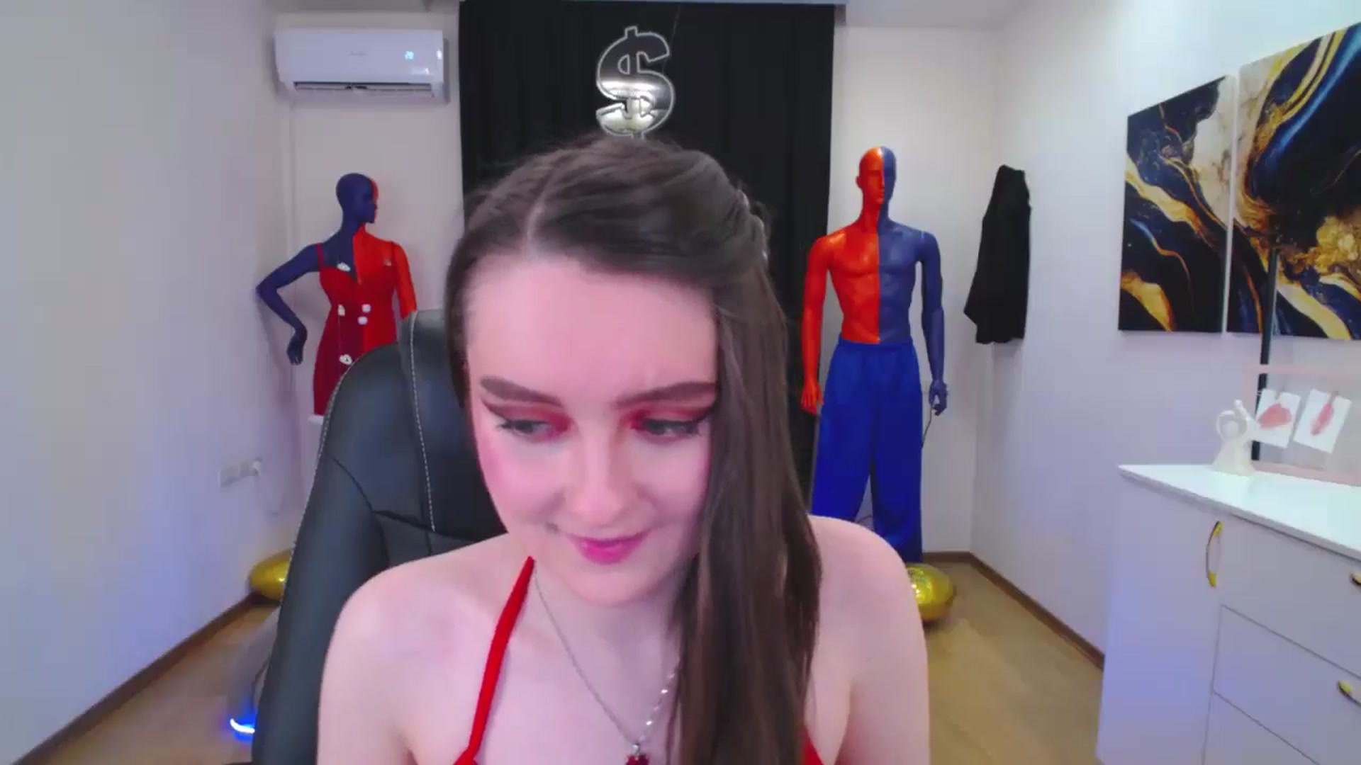 Gallery image thumbnail from Milim_Nava's myfreecams stream on, 04/03/2025, 09:40 image 2 of 20