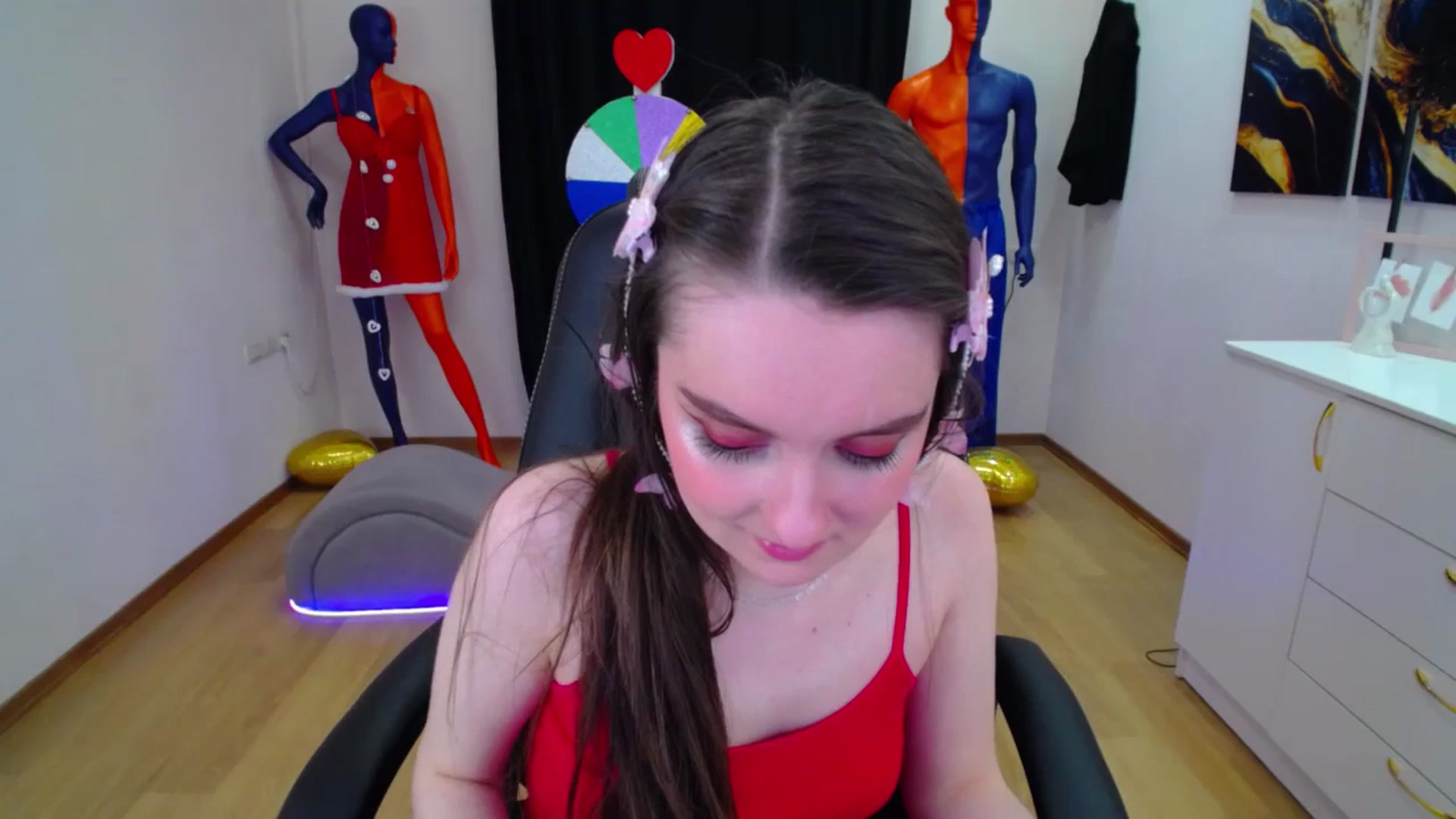 Gallery image thumbnail from Milim_Nava's myfreecams stream on, 04/04/2025, 09:53 image 9 of 20