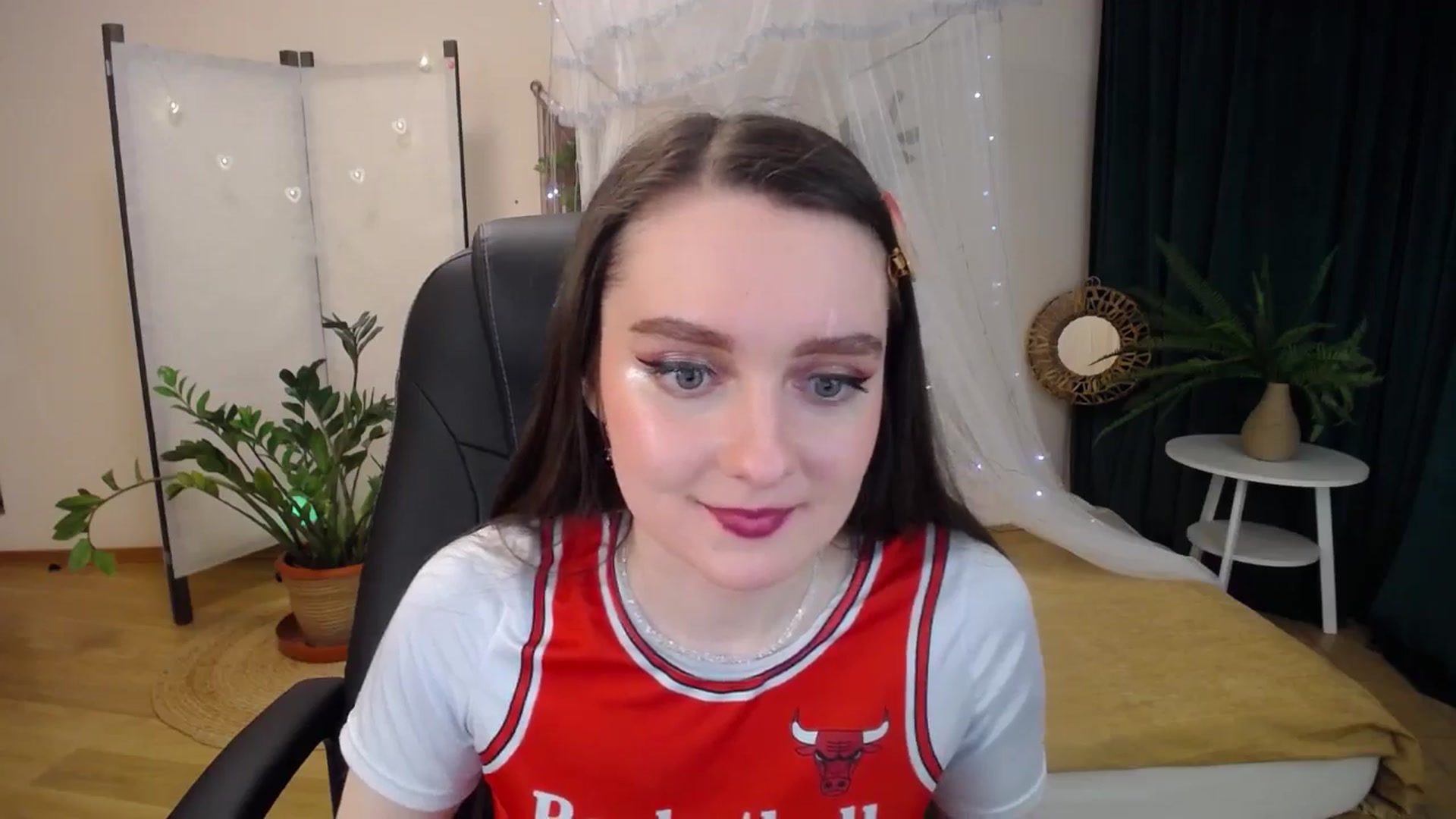 Gallery image thumbnail from Milim_Nava's myfreecams stream on, 04/06/2025, 16:05 image 12 of 20
