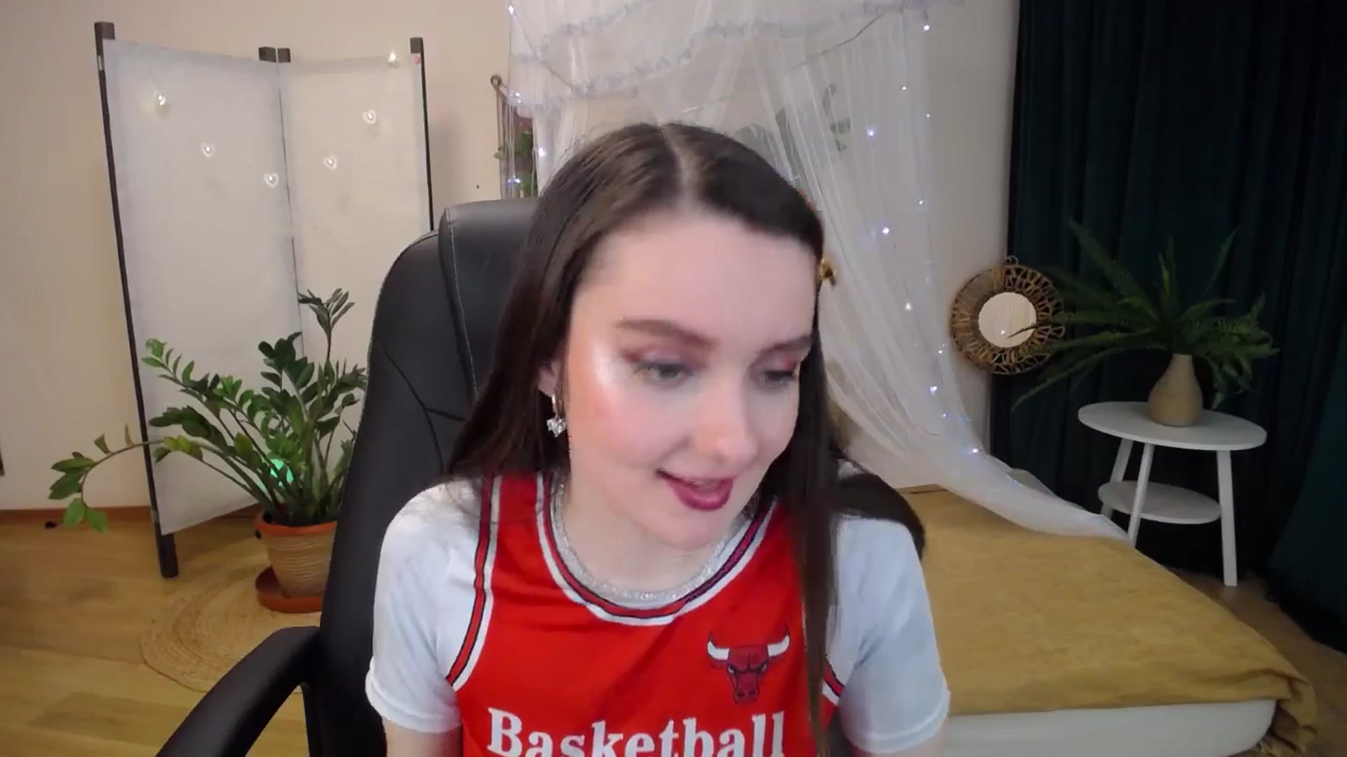 Gallery image thumbnail from Milim_Nava's myfreecams stream on, 04/06/2025, 16:05 image 14 of 20