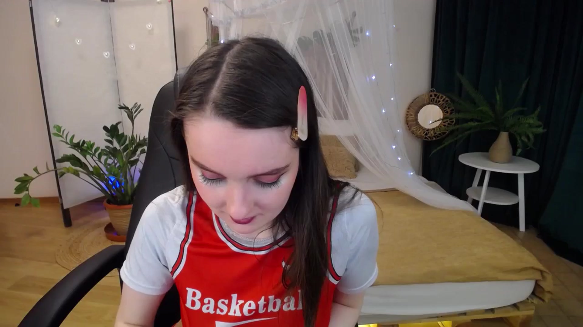 Gallery image thumbnail from Milim_Nava's myfreecams stream on, 04/06/2025, 16:05 image 7 of 20