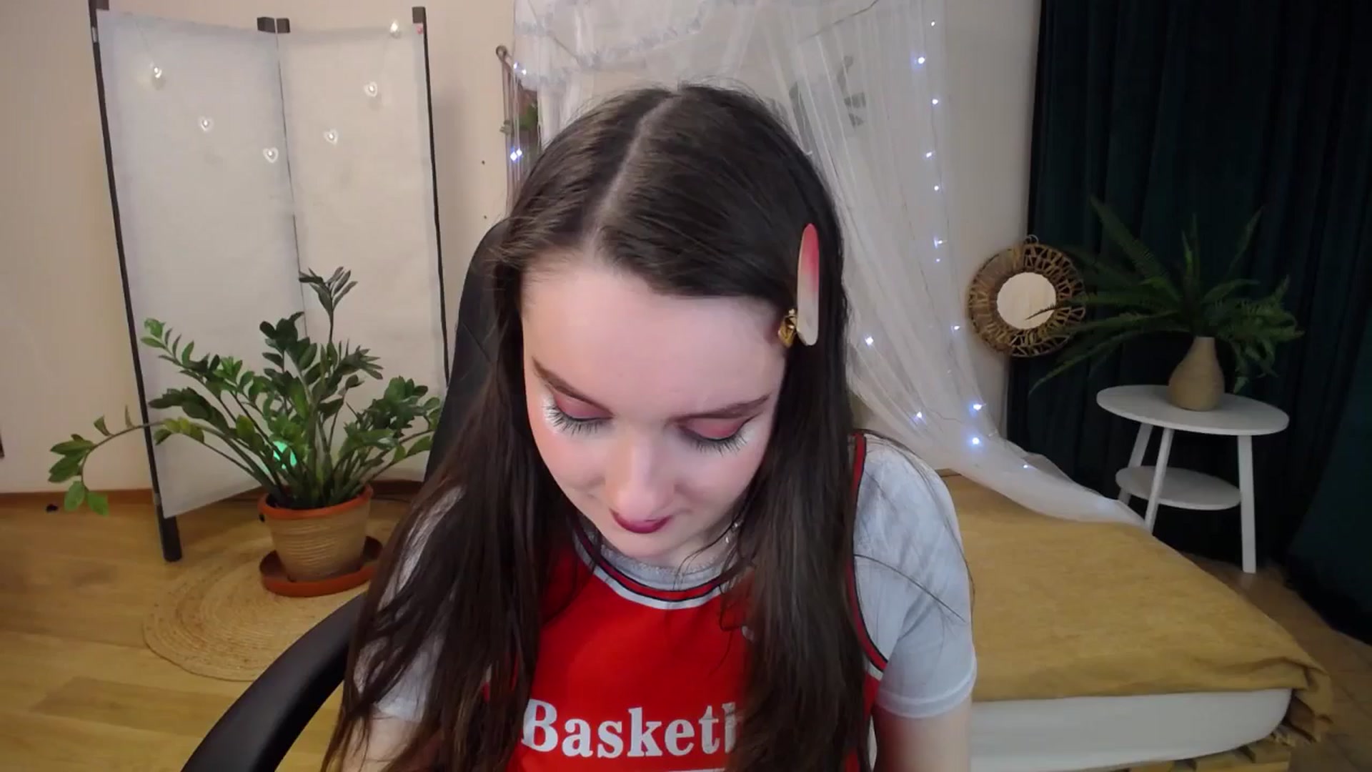 Gallery image thumbnail from Milim_Nava's myfreecams stream on, 04/06/2025, 16:47 image 6 of 20