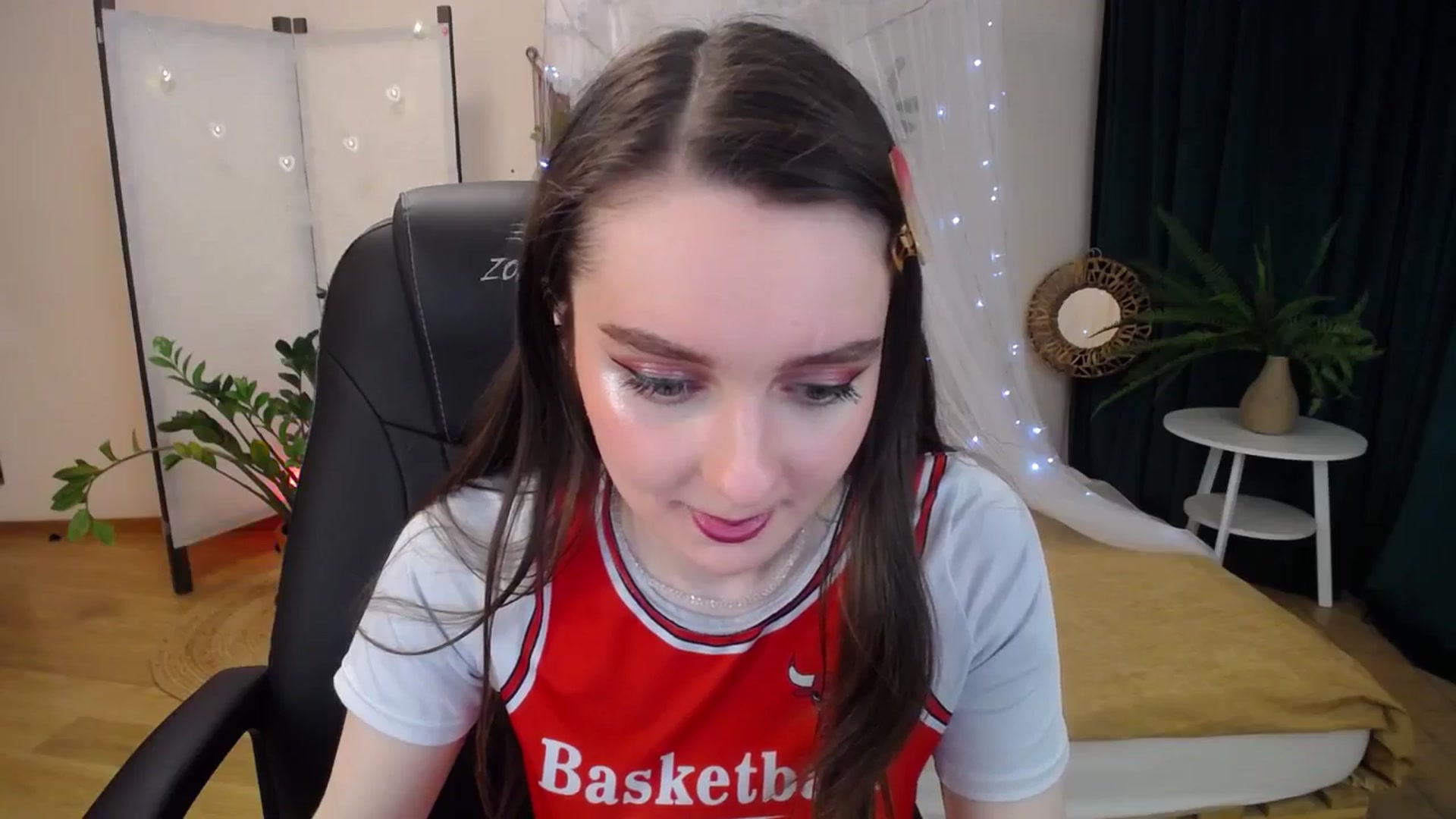 Gallery image thumbnail from Milim_Nava's myfreecams stream on, 04/06/2025, 16:47 image 17 of 20