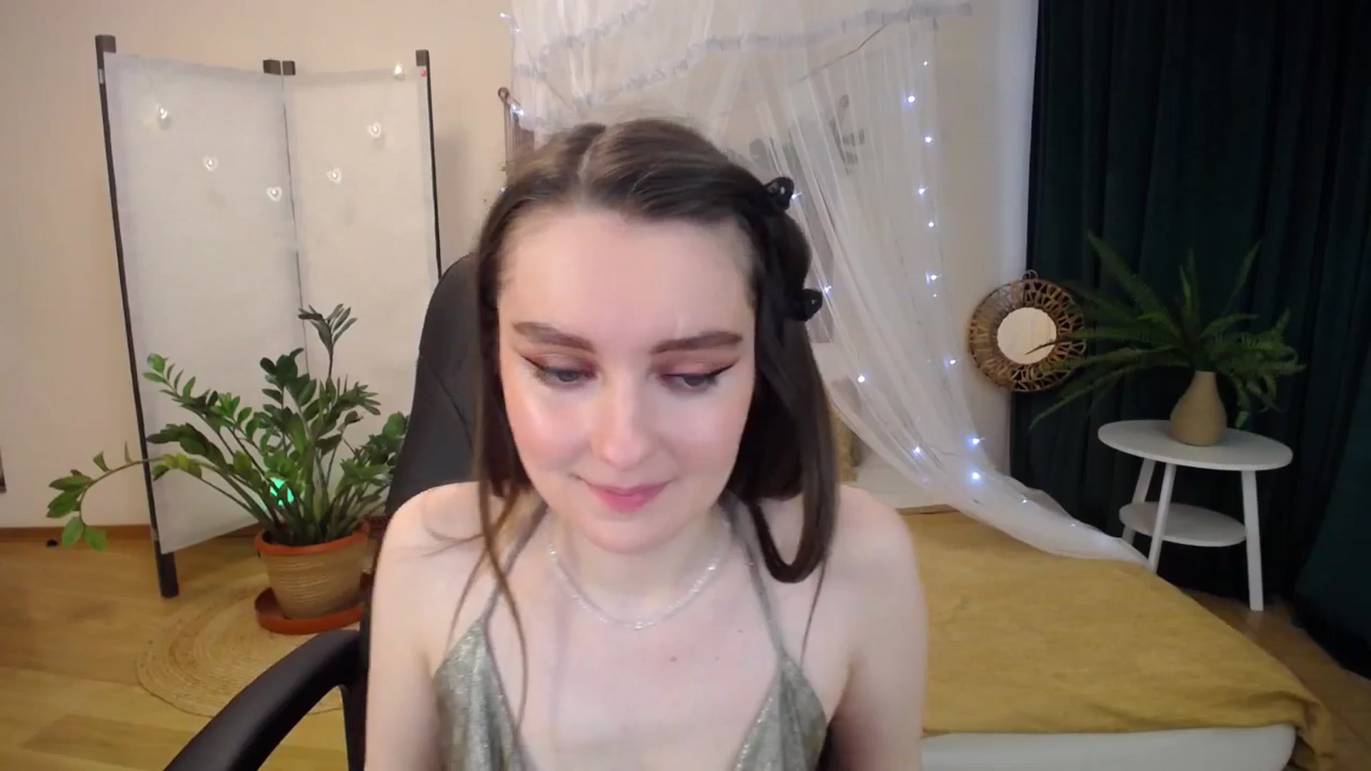 Gallery image thumbnail from Milim_Nava's myfreecams stream on, 04/07/2025, 08:50 image 17 of 20