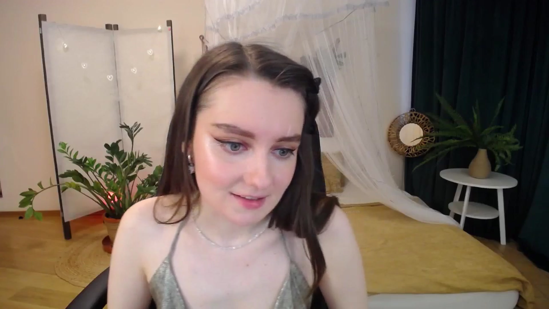 Gallery image thumbnail from Milim_Nava's myfreecams stream on, 04/07/2025, 08:50 image 15 of 20