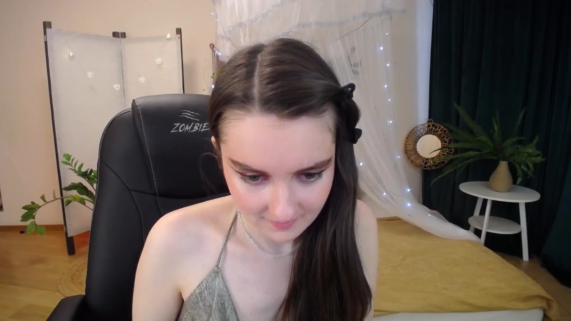 Gallery image thumbnail from Milim_Nava's myfreecams stream on, 04/07/2025, 10:02 image 16 of 20