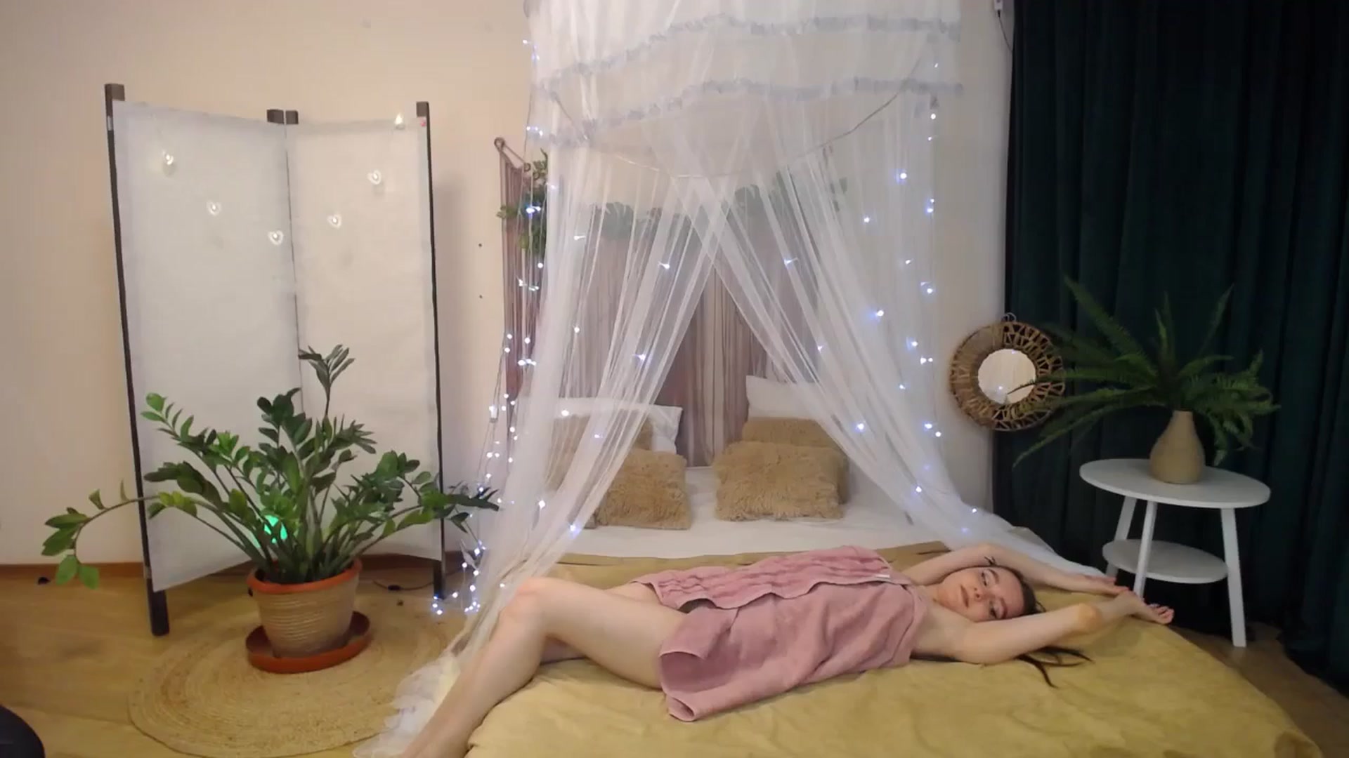 Gallery image thumbnail from Milim_Nava's myfreecams stream on, 04/08/2025, 08:01 image 6 of 20