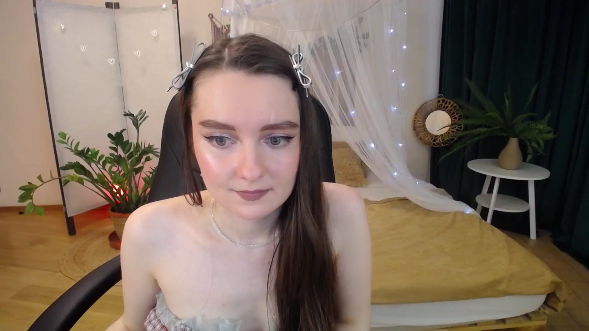 Gallery image thumbnail from Milim_Nava's myfreecams stream on, 04/08/2025, 09:52 image 18 of 20