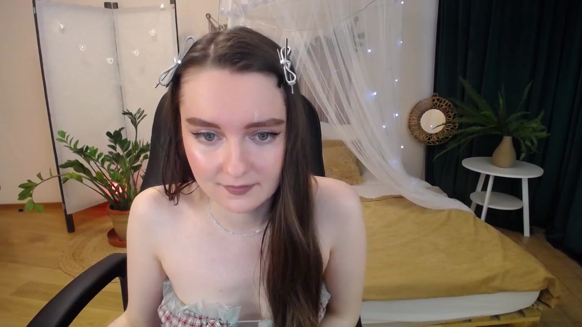 Gallery image thumbnail from Milim_Nava's myfreecams stream on, 04/08/2025, 09:52 image 14 of 20