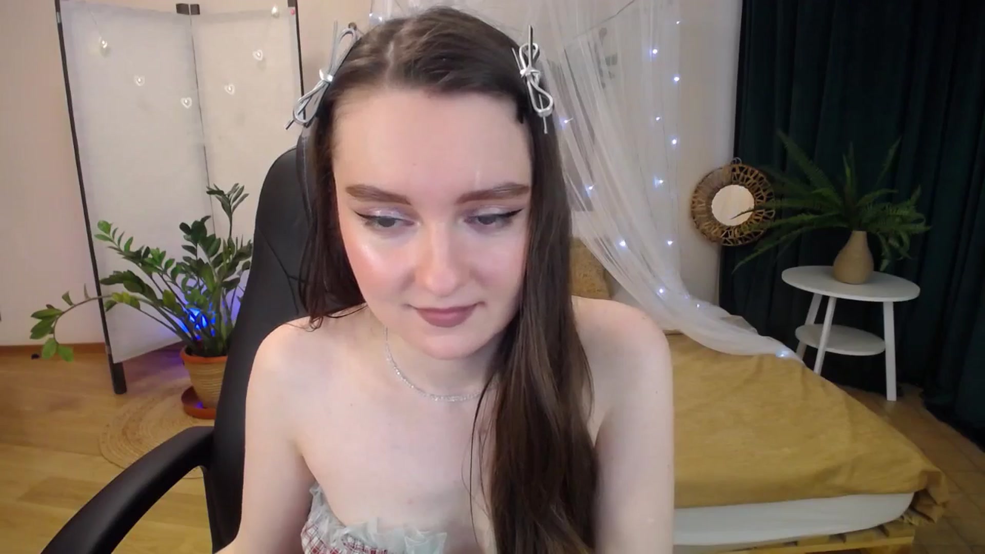 Gallery image thumbnail from Milim_Nava's myfreecams stream on, 04/08/2025, 09:52 image 13 of 20