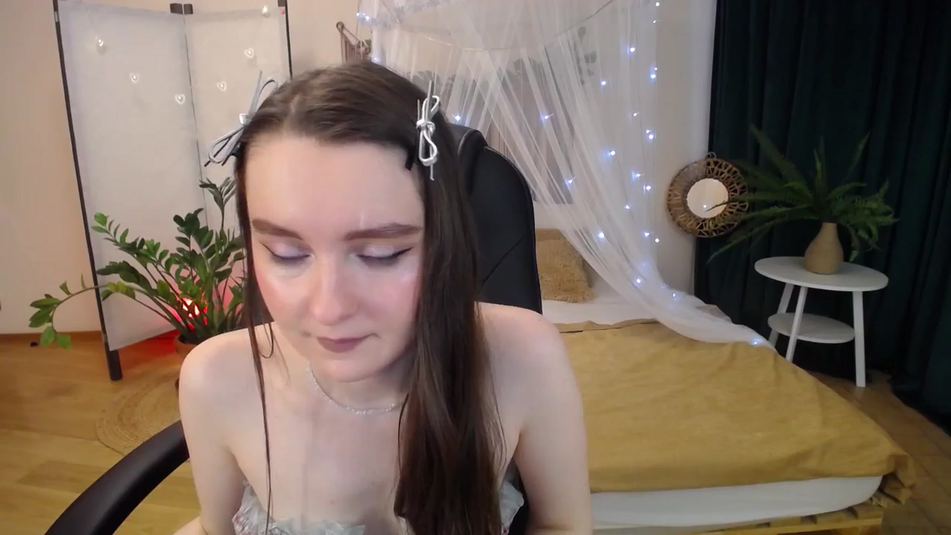 Gallery image thumbnail from Milim_Nava's myfreecams stream on, 04/08/2025, 09:52 image 17 of 20