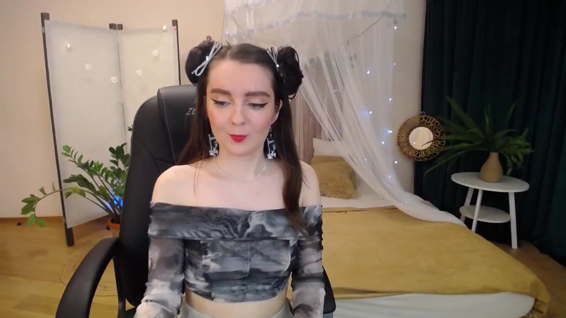Gallery image thumbnail from Milim_Nava's myfreecams stream on, 04/11/2025, 18:56 image 3 of 20