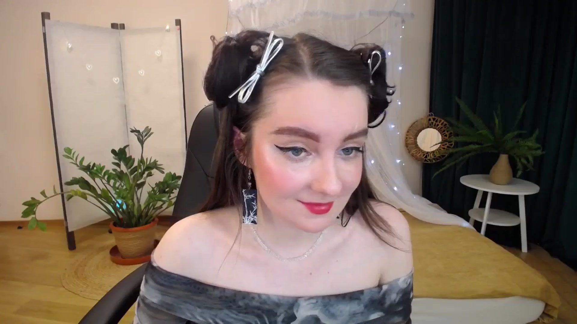 Gallery image thumbnail from Milim_Nava's myfreecams stream on, 04/11/2025, 18:56 image 10 of 20