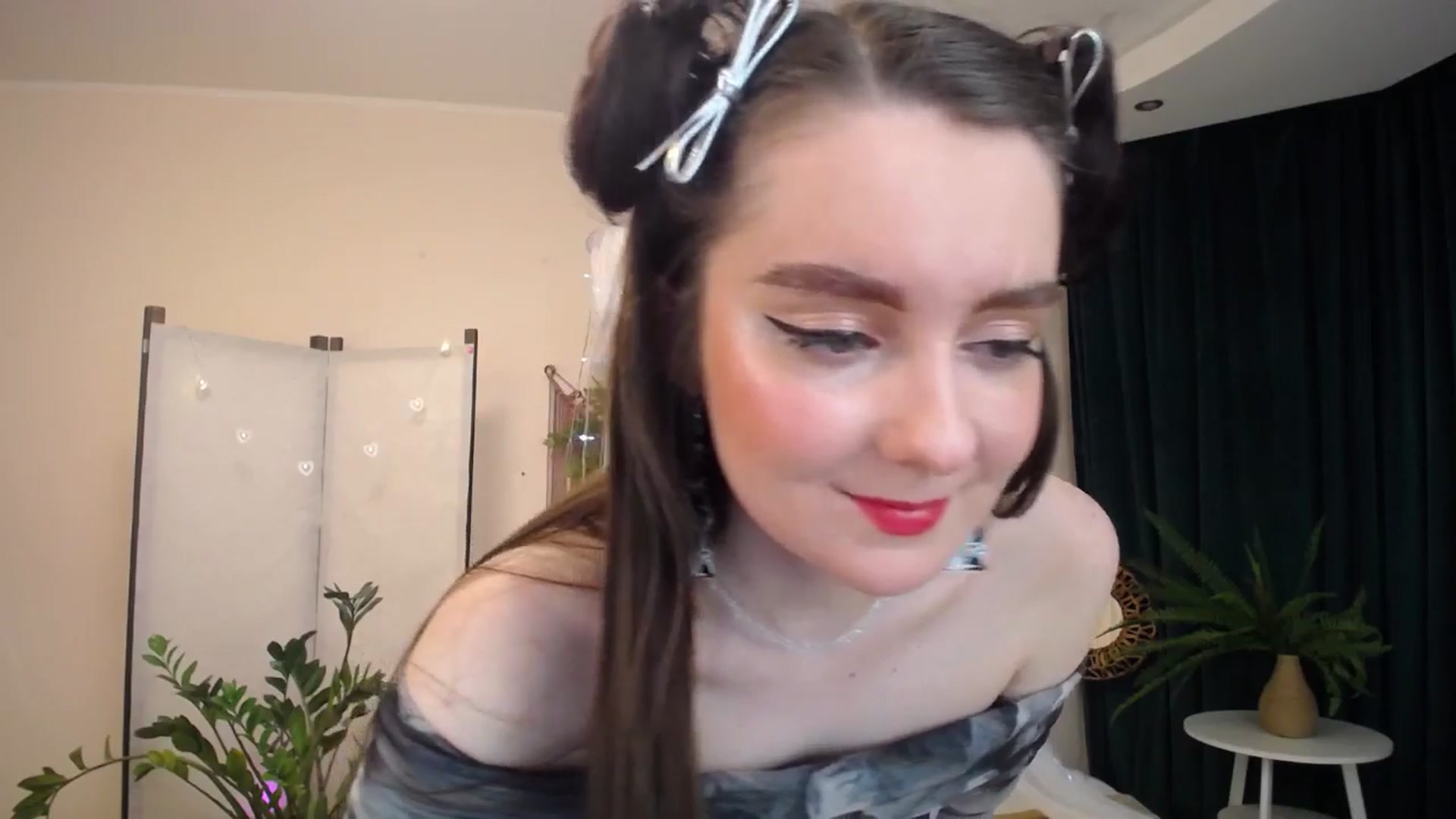 Gallery image thumbnail from Milim_Nava's myfreecams stream on, 04/11/2025, 18:56 image 4 of 20