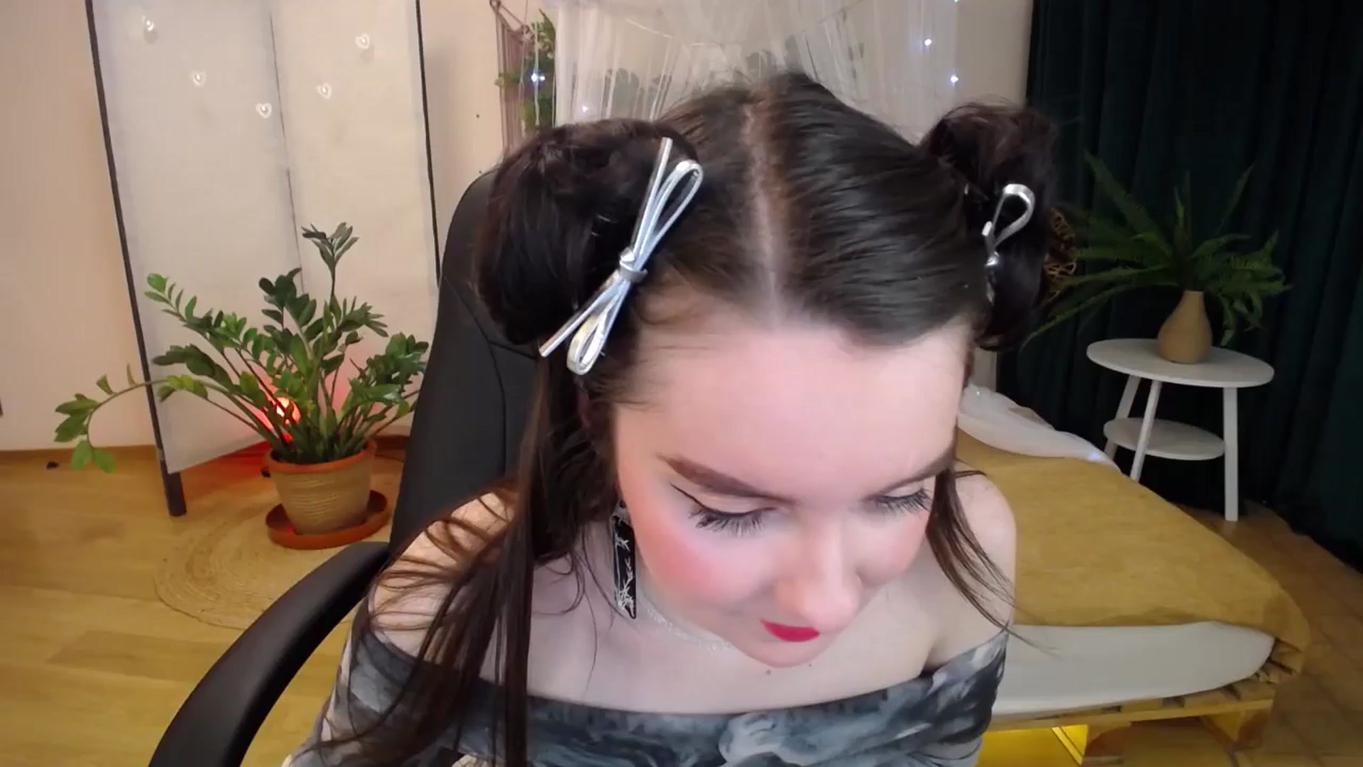 Gallery image thumbnail from Milim_Nava's myfreecams stream on, 04/11/2025, 18:56 image 7 of 20