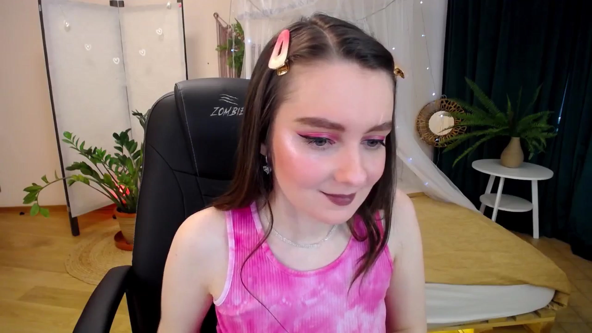 Gallery image thumbnail from Milim_Nava's myfreecams stream on, 04/13/2025, 13:04 image 6 of 20