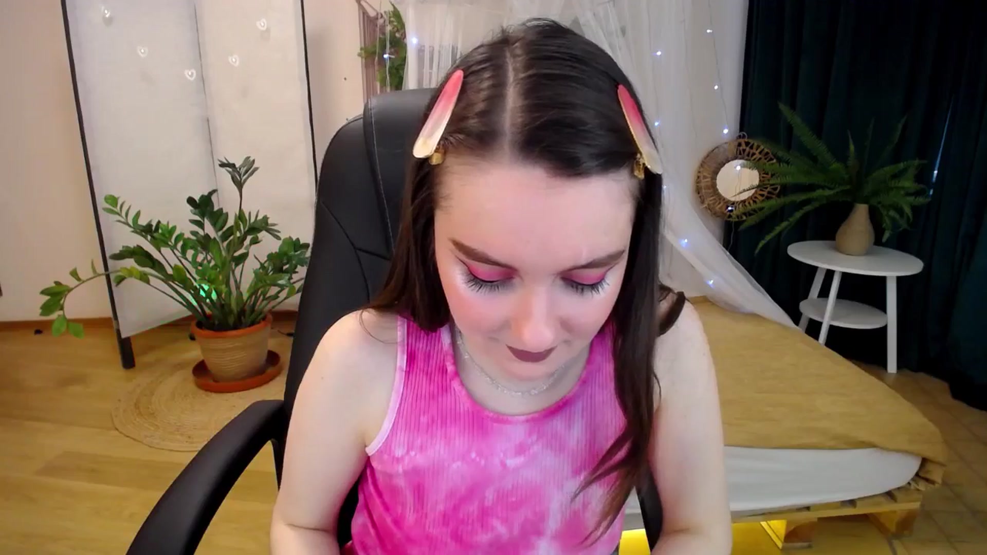 Gallery image thumbnail from Milim_Nava's myfreecams stream on, 04/13/2025, 13:04 image 14 of 20