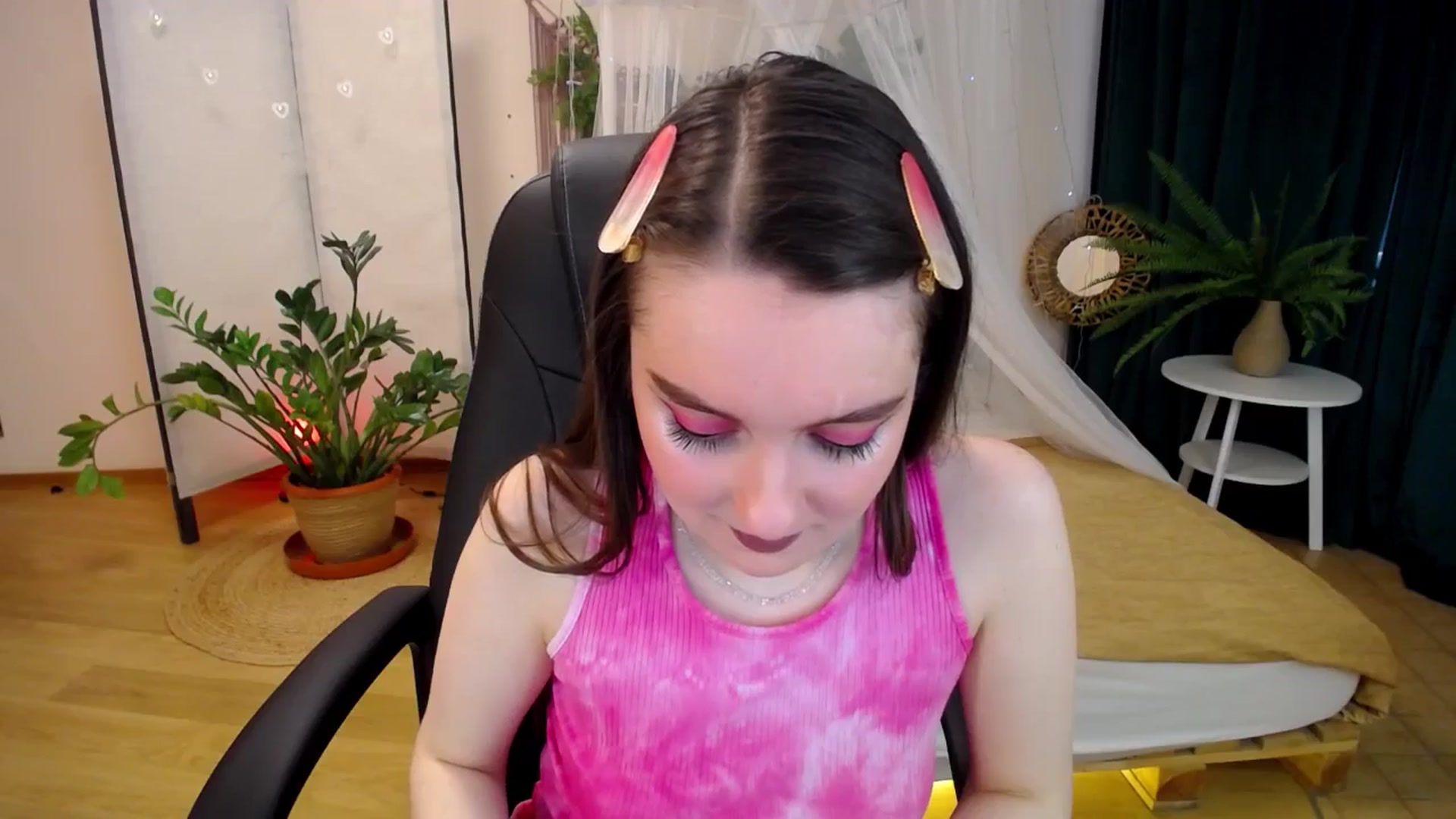 Gallery image thumbnail from Milim_Nava's myfreecams stream on, 04/13/2025, 13:04 image 17 of 20
