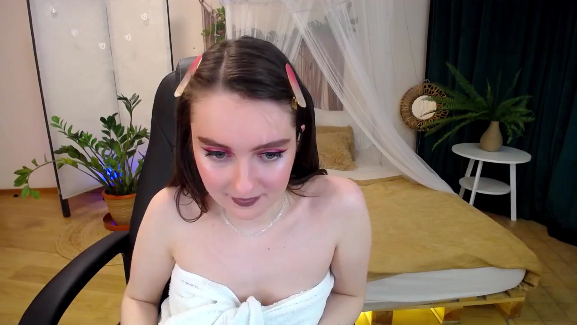 Gallery image thumbnail from Milim_Nava's myfreecams stream on, 04/13/2025, 16:33 image 19 of 20
