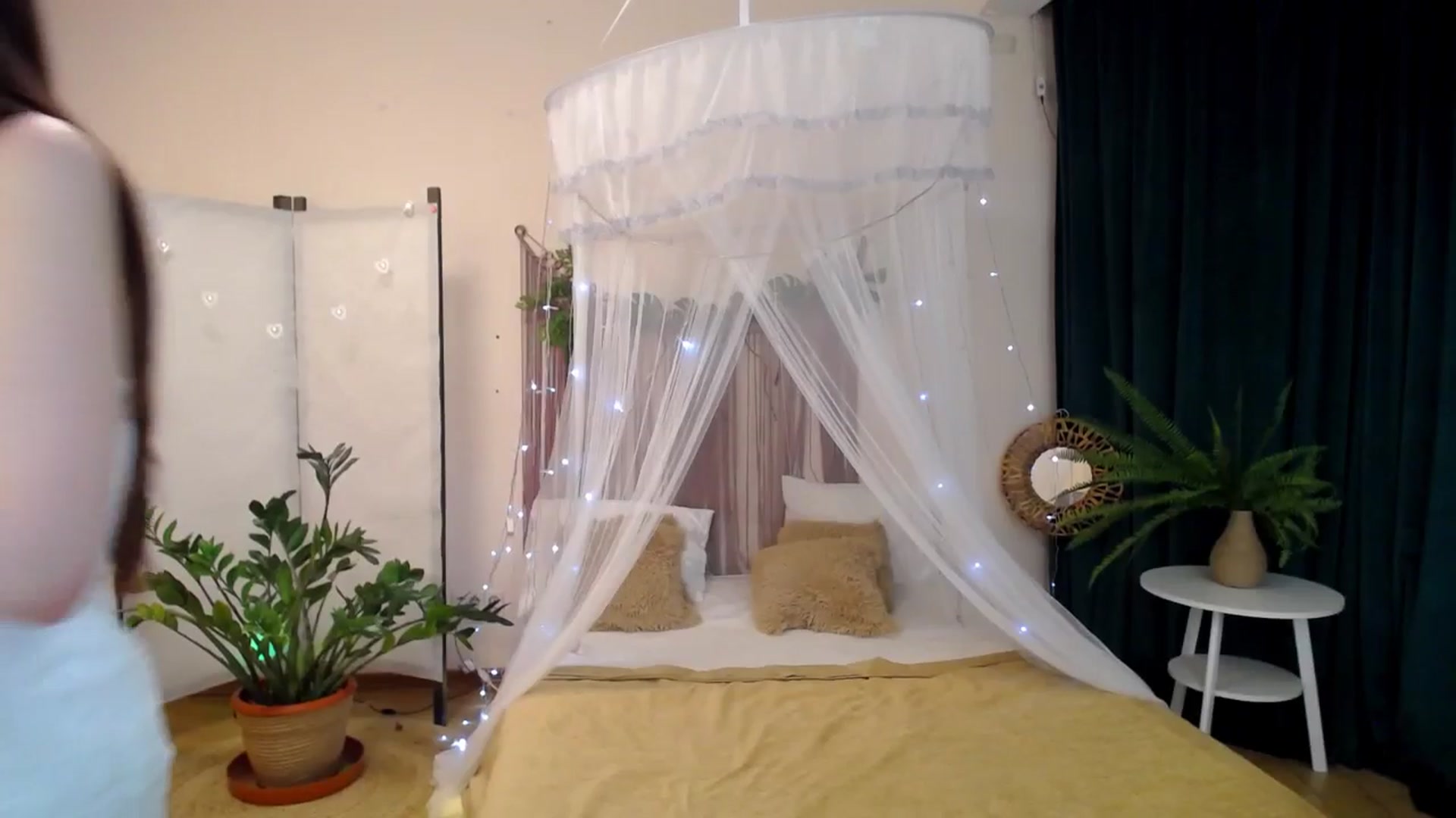 Gallery image thumbnail from Milim_Nava's myfreecams stream on, 04/13/2025, 18:49 image 5 of 20