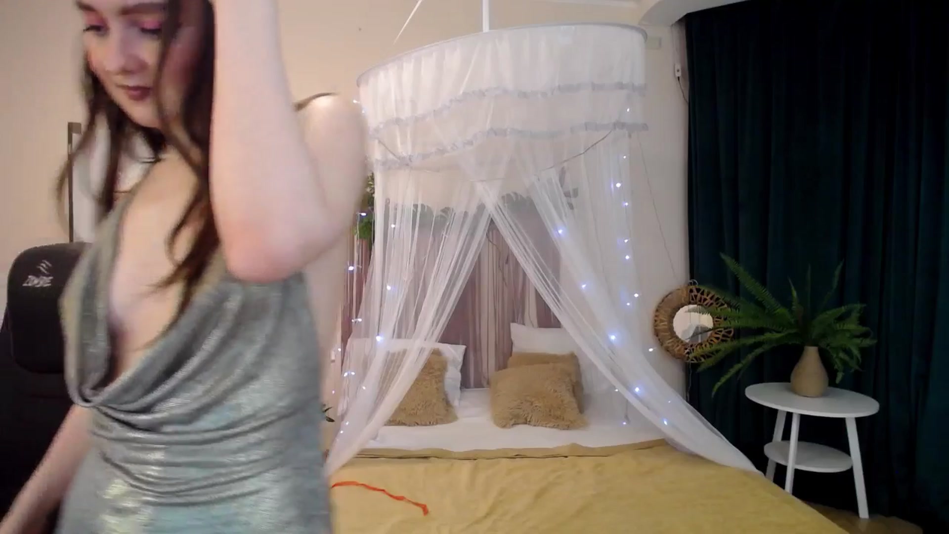 Gallery image thumbnail from Milim_Nava's myfreecams stream on, 04/13/2025, 18:49 image 14 of 20