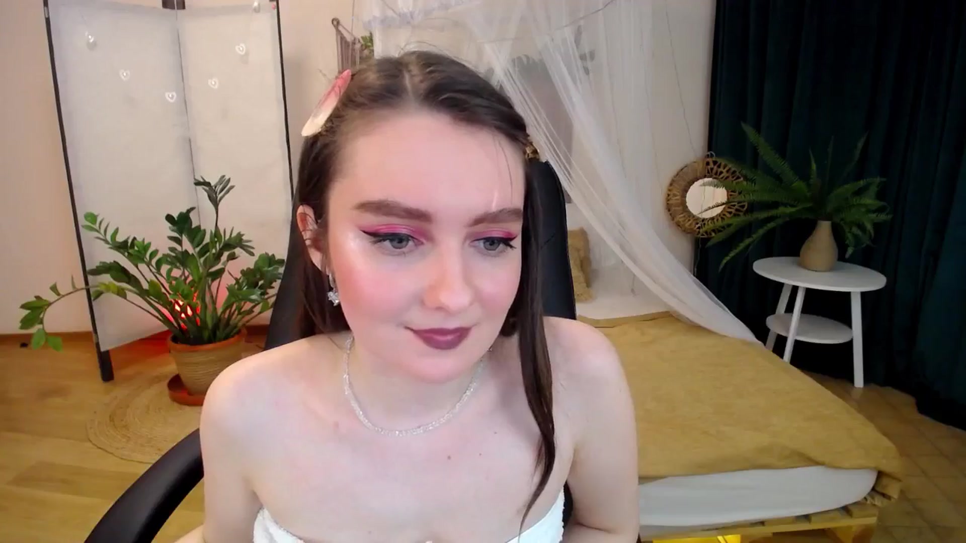 Gallery image thumbnail from Milim_Nava's myfreecams stream on, 04/13/2025, 18:49 image 11 of 20