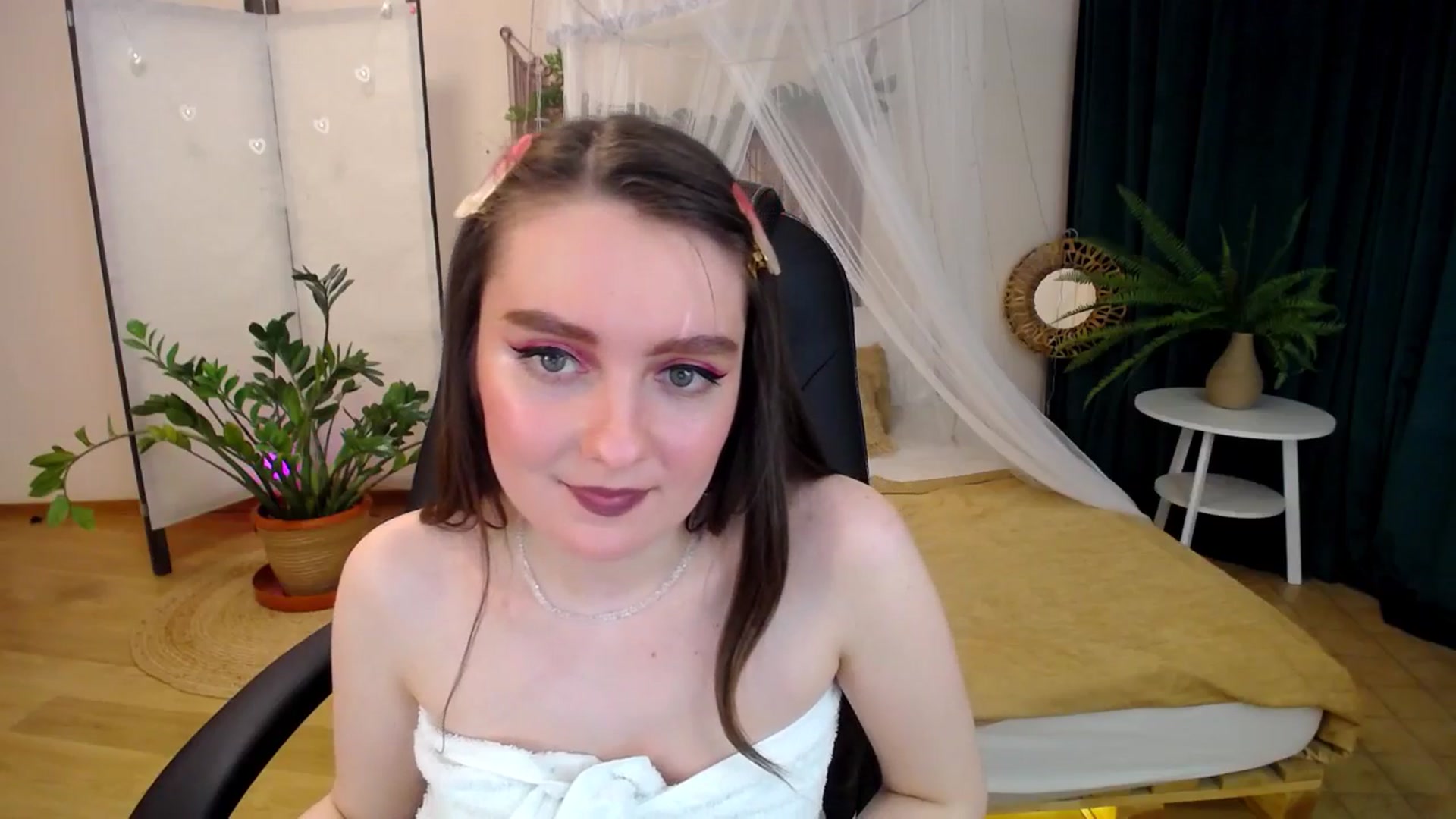 Gallery image thumbnail from Milim_Nava's myfreecams stream on, 04/13/2025, 18:49 image 10 of 20