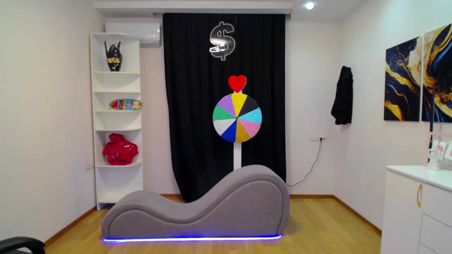 Gallery image thumbnail from Milim_Nava's myfreecams stream on, 04/15/2025, 06:46 image 20 of 20