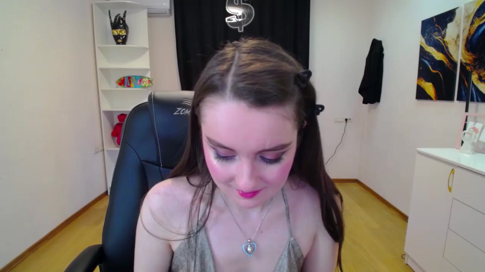 Gallery image thumbnail from Milim_Nava's myfreecams stream on, 04/15/2025, 09:55 image 14 of 20