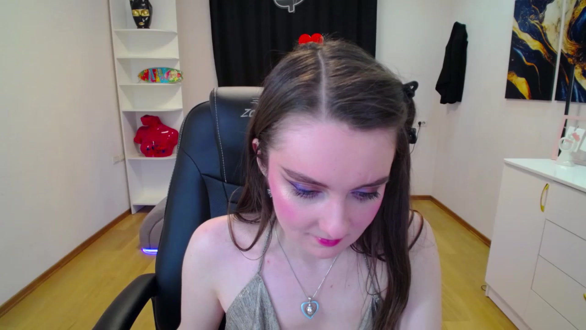 Gallery image thumbnail from Milim_Nava's myfreecams stream on, 04/15/2025, 09:55 image 5 of 20